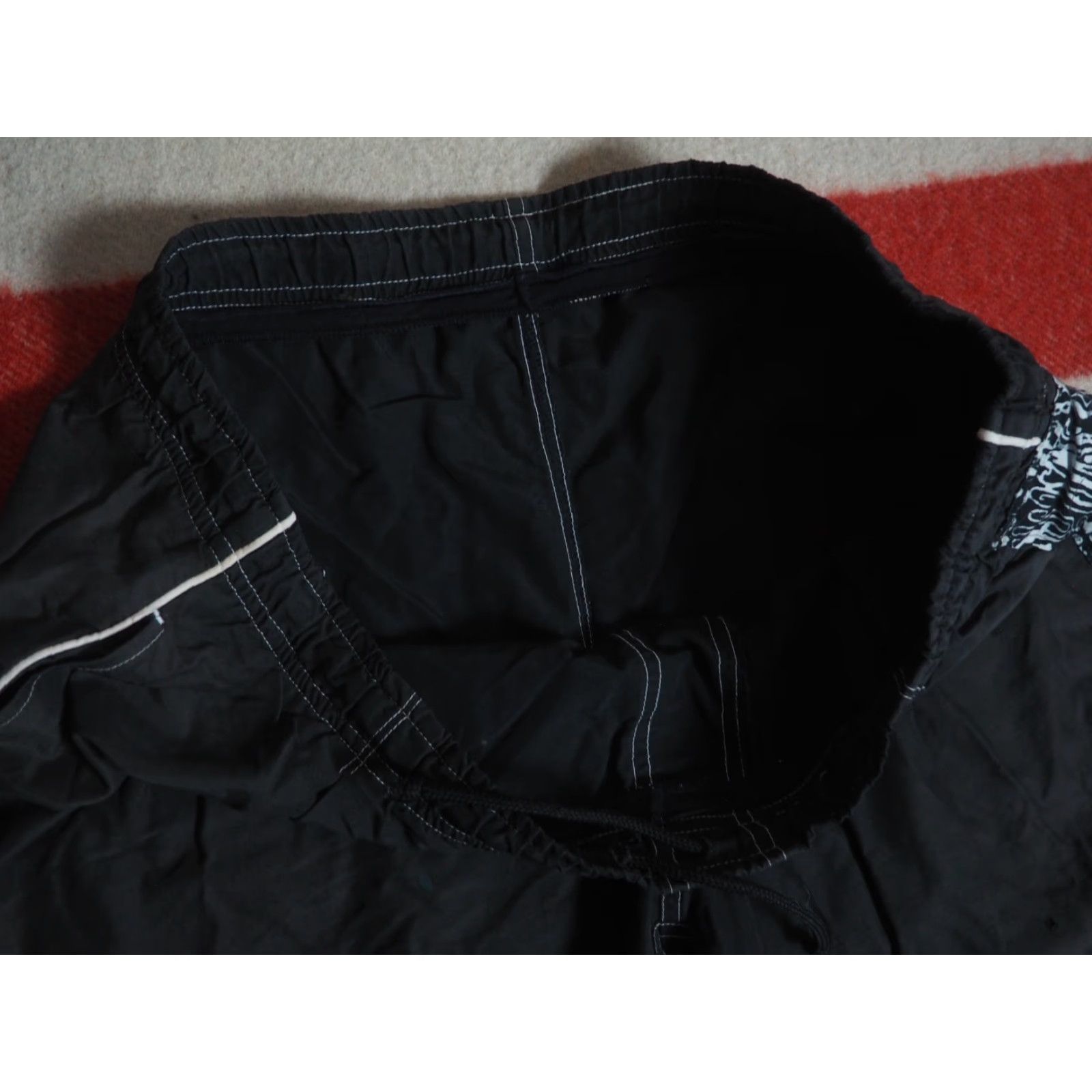 Fox Racing VINTAGE Fox Board Shorts Mens 36 Black 90s Y2k 2000s Faded Distressed Pockets 19" length 36W Size US 36 / EU 52 - 6 Thumbnail