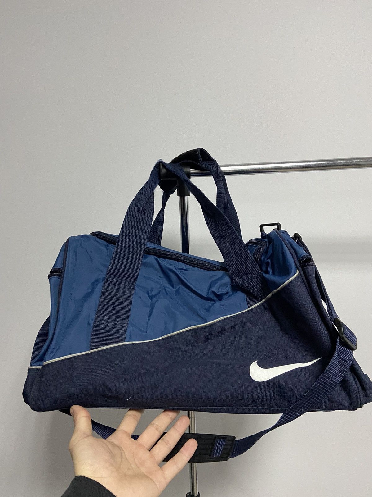 Nike × Vintage Nike Bag sport shoulder Vintage Big swoosh 90s Style Size ONE SIZE - 3 Thumbnail