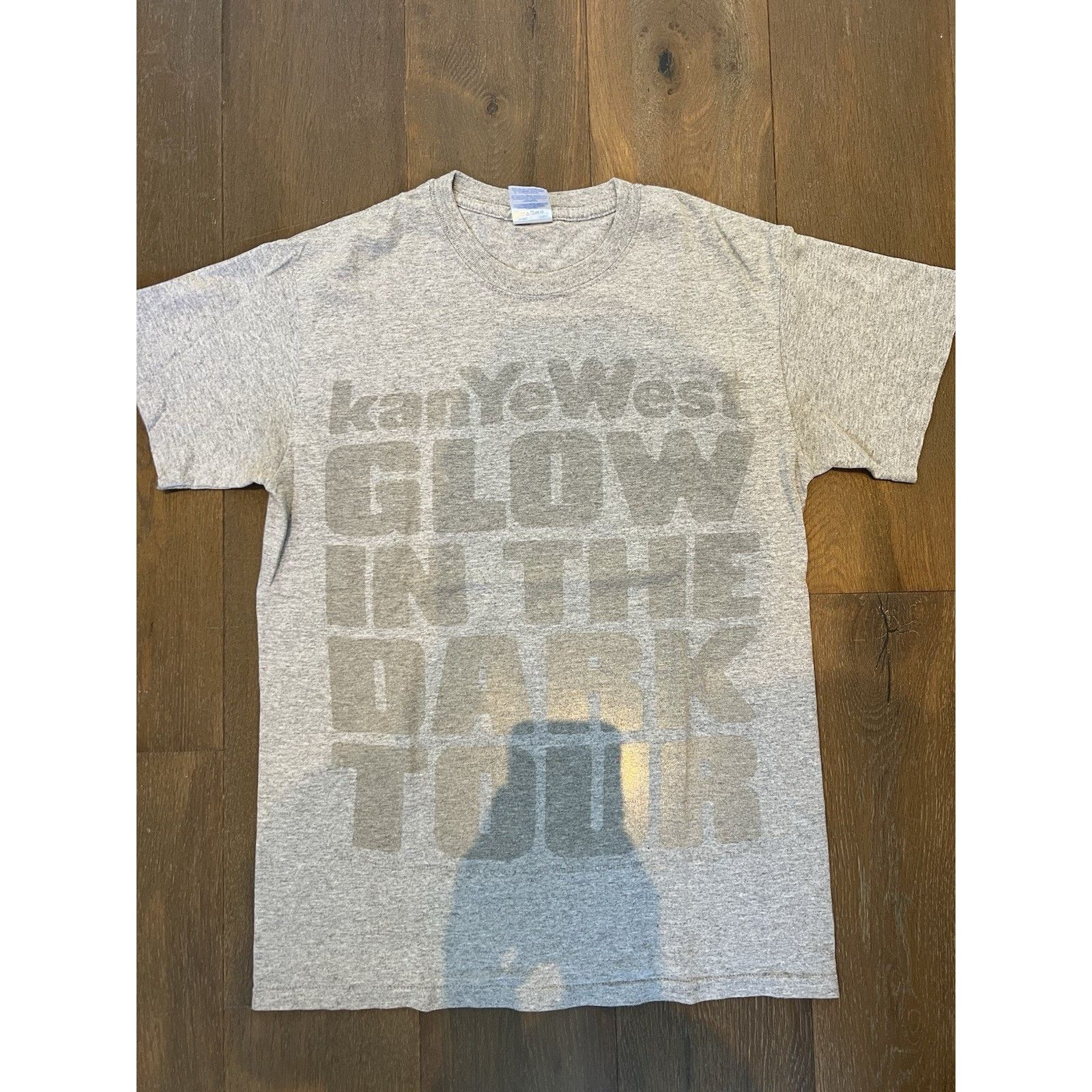 Gildan Vintage Kanye West Double Sided 3M Reflective Shirt Size S Size US S / EU 44-46 / 1 - 1 Thumbnail