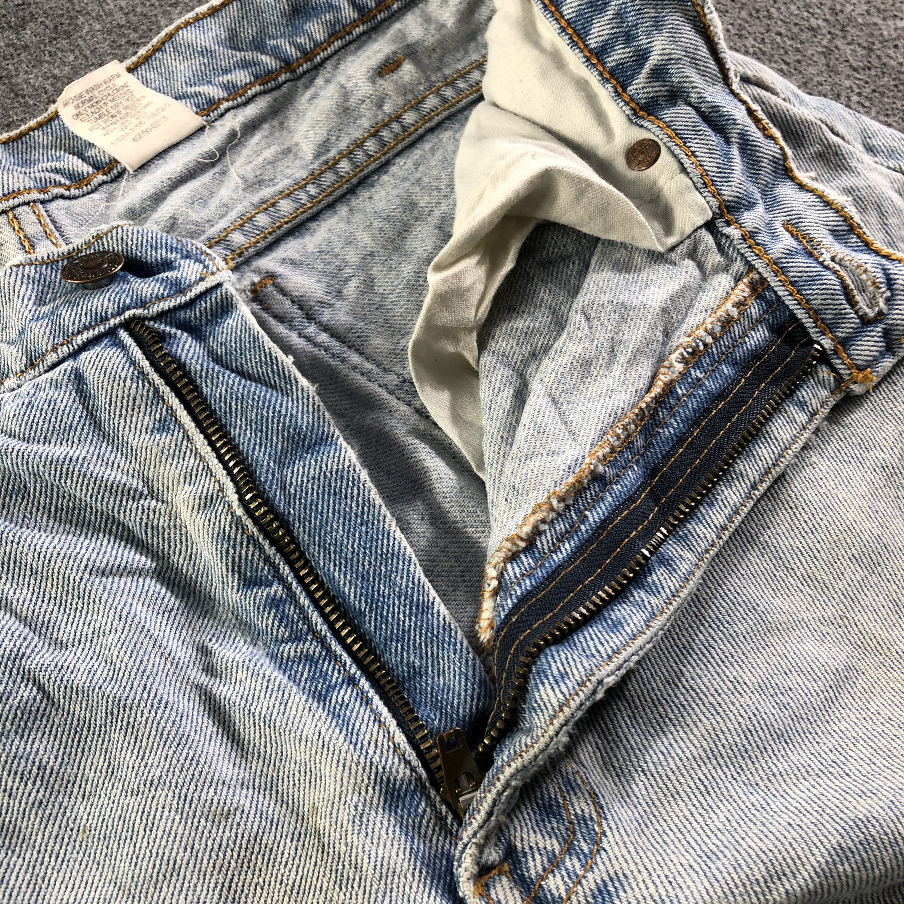 Levi's 90s Vintage Light Wash Levis 550 Jeans-J4169 Size US 31 - 10 Thumbnail