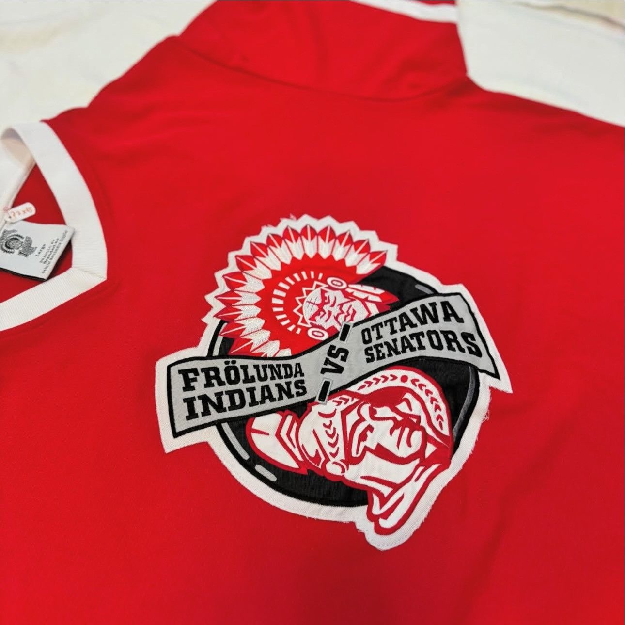 Vintage Frolunda indians vs ottawa senators Size US L / EU 52-54 / 3 - 6 Thumbnail