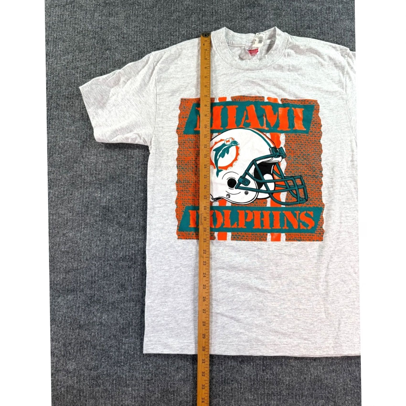 Hanes VINTAGE Miami Dolphins T Shirt Mens Large Gray NFL Football Graphic Tee USA 90s Size US L / EU 52-54 / 3 - 5 Thumbnail