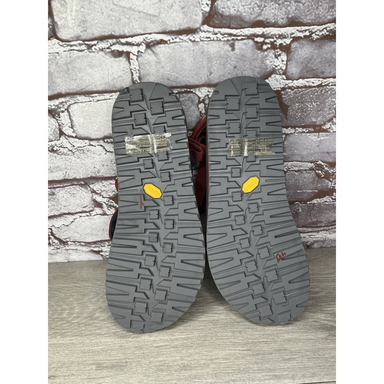 Eddie Bauer Eddie Bauer Minimalist T-Strap Thong Vibram bedrock Red Sand Size US 9 / IT 39 - 17 Thumbnail