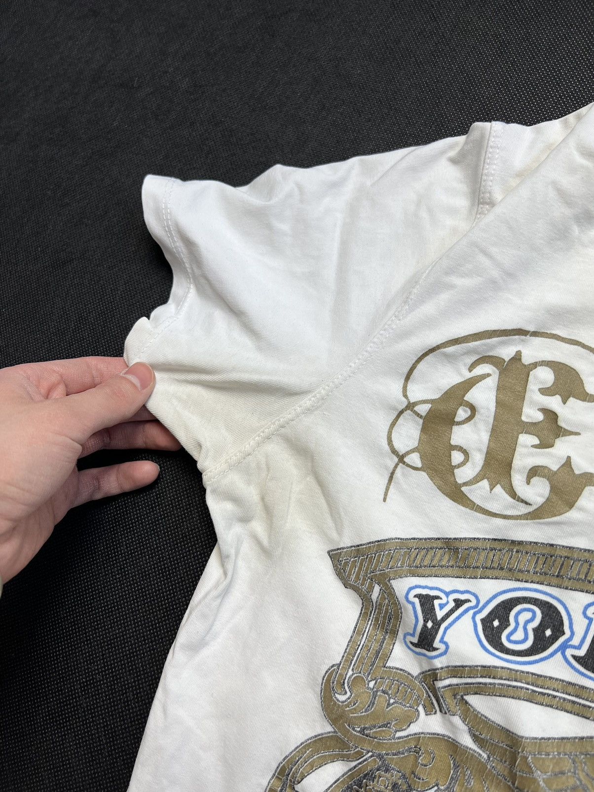 Ed Hardy × Vintage Tshirt Ed Hardy Young & Rich Jesus Vintage Size US M / EU 48-50 / 2 - 3 Thumbnail