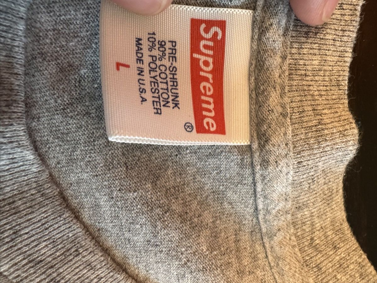 Supreme Rare Supreme T-Shirt Size US L / EU 52-54 / 3 - 3 Thumbnail