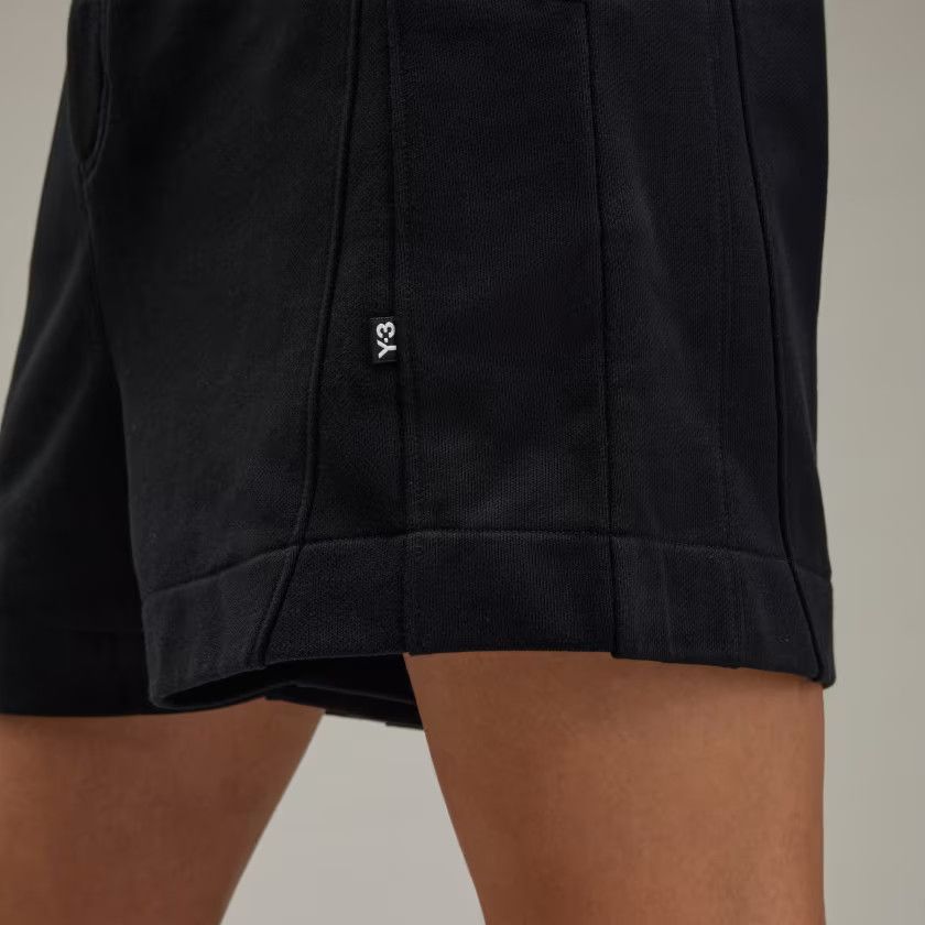 Y-3 o1s22i1n0125 Cotton Short in Black Size US 30 / EU 46 - 2 Thumbnail