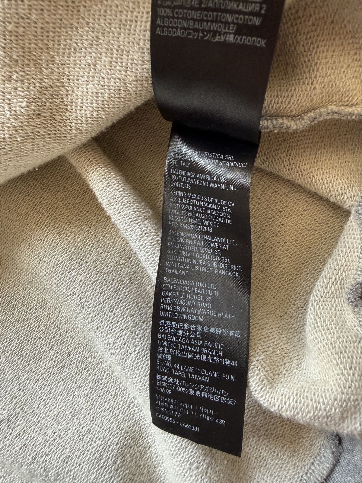 Balenciaga Balenciaga skater graffiti zip-up Size US S / EU 44-46 / 1 - 8 Thumbnail