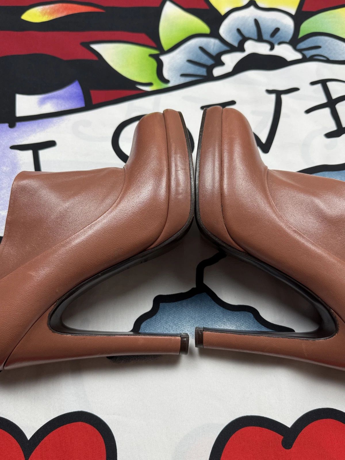 Yves Saint Laurent Yves Saint Laurent Paris Luxury Heels shoes size 38 Size US 8.5 / IT 38.5 - 6 Thumbnail