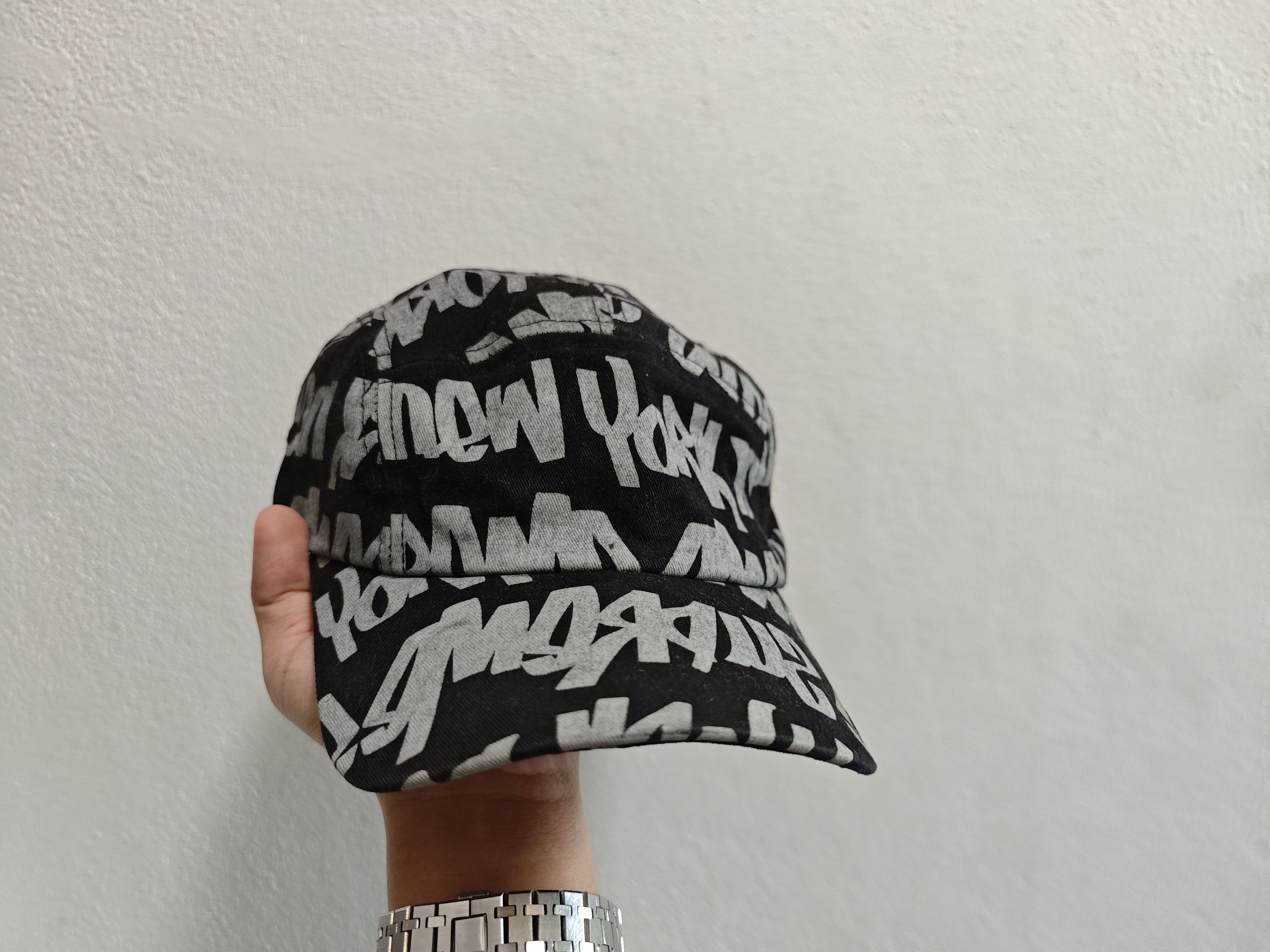 Supreme × Vintage Supreme Fat Tip Graffiti Beanie 2001 | Grailed