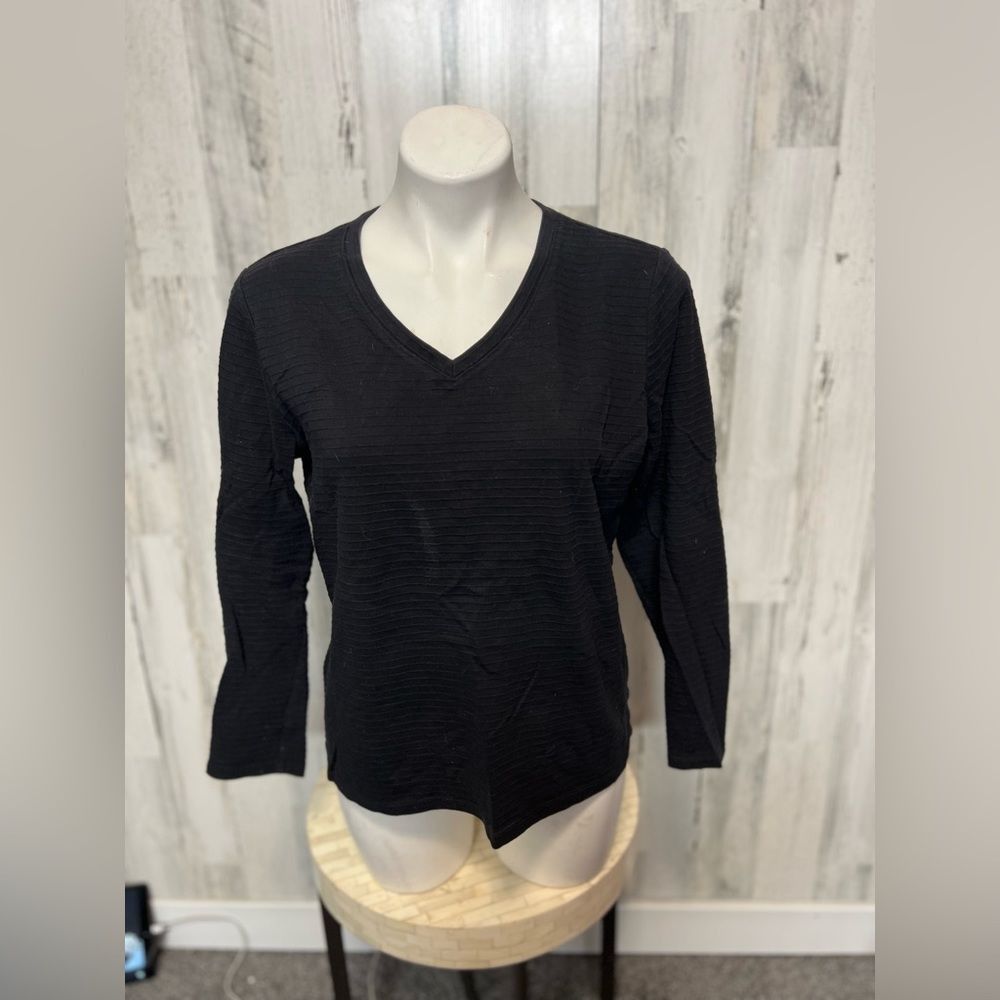 Other Black Textured V-Neck Long Sleeve Top Women’s Medium Casual Size M / US 6-8 / IT 42-44 - 1 Thumbnail
