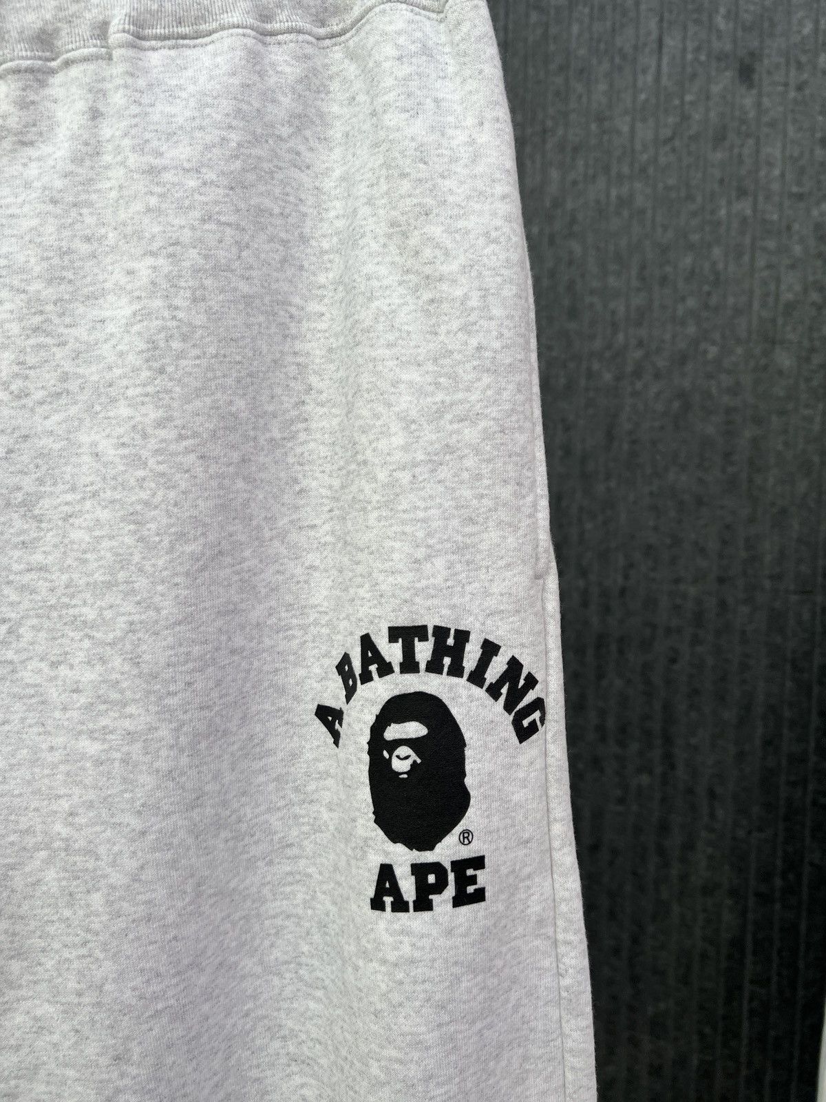 Bape A BATHING APE Men's COLLEGE WIDE FIT SWEAT PANTS Size US 34 / EU 50 - 4 Thumbnail