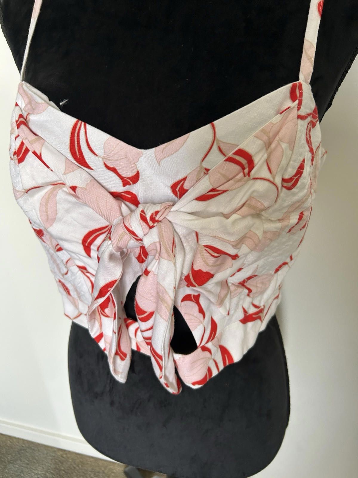 Other Seed Heritage Crop Top W/Cut Out & Bow Tie - Size 12 (002) Size M / US 6-8 / IT 42-44 - 4 Thumbnail