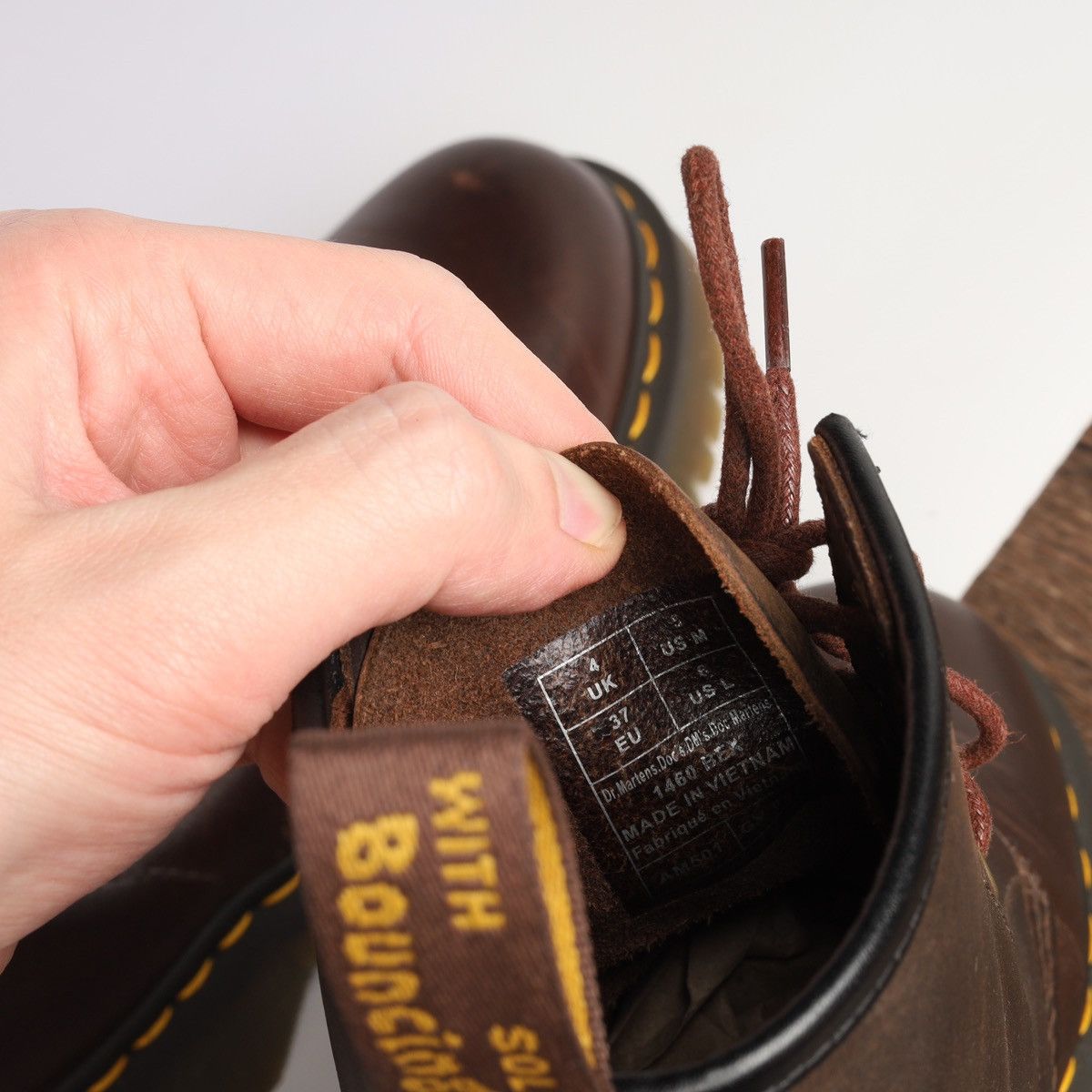 Dr. Martens Dr Martens 1460 Bex Brown Leather Boots Shoes Size US 7 / IT 37 - 15 Thumbnail