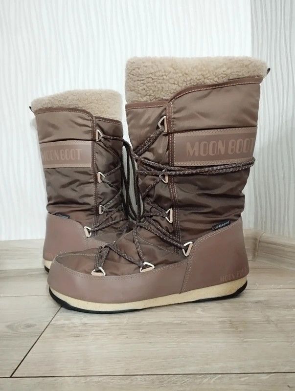 Moon Boot Moon Boot Monaco size 40 snow boots brown Size US 7.5 / IT 37.5 - 1 Thumbnail