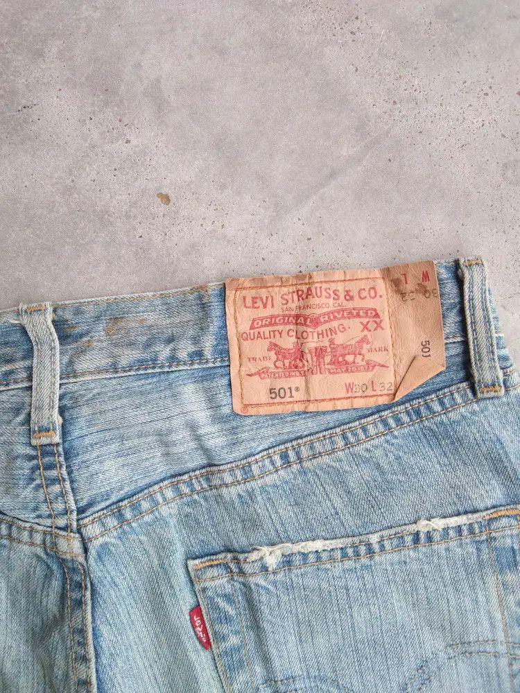 Levi's Vintage Levi's 501 Rusty Wash Distressed Jeans 30x32 Size US 30 / EU 46 - 3 Thumbnail