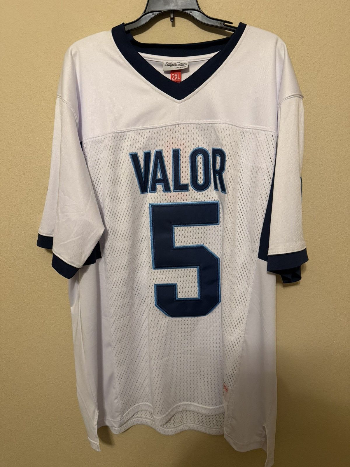 Other Christian McCaffrey Valor #5 Stitched Jersey 2XL NWT Size US XXL / EU 58 / 5 - 1 Thumbnail