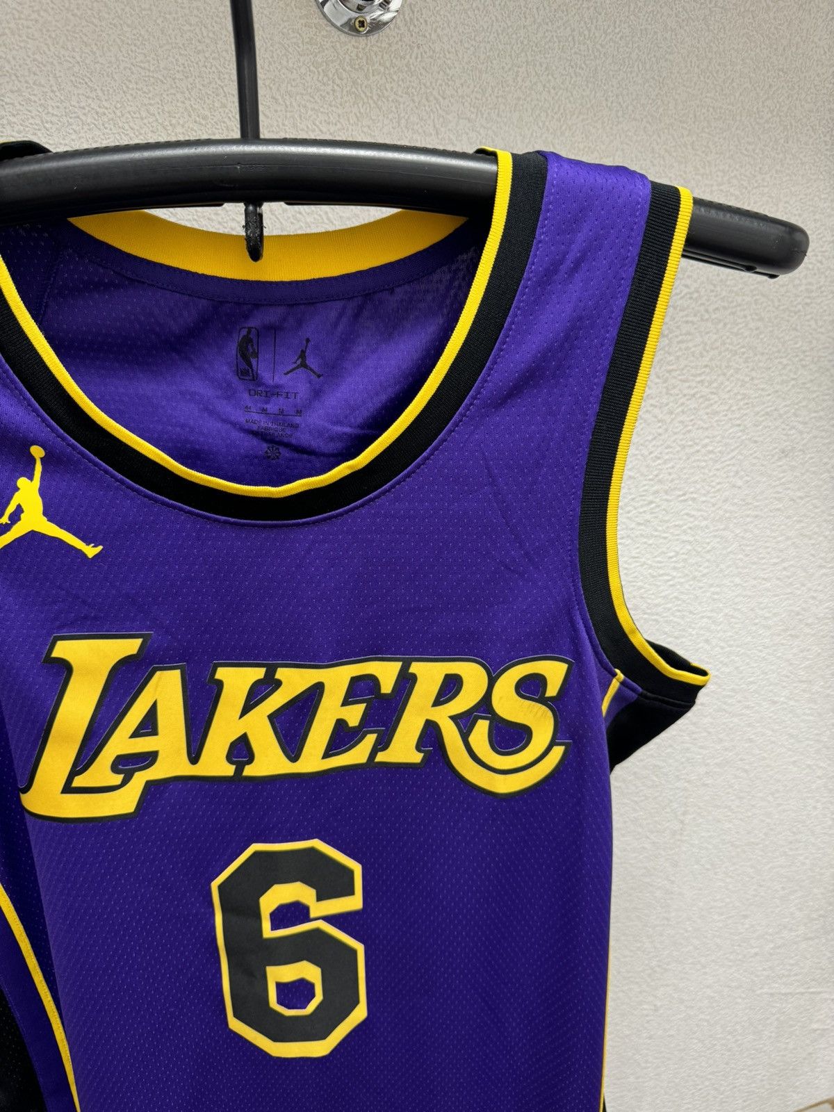 Jordan Brand Lebron James 6 Lakers Jordan authentic jersey M leavealegacy Size US M / EU 48-50 / 2 - 4 Thumbnail