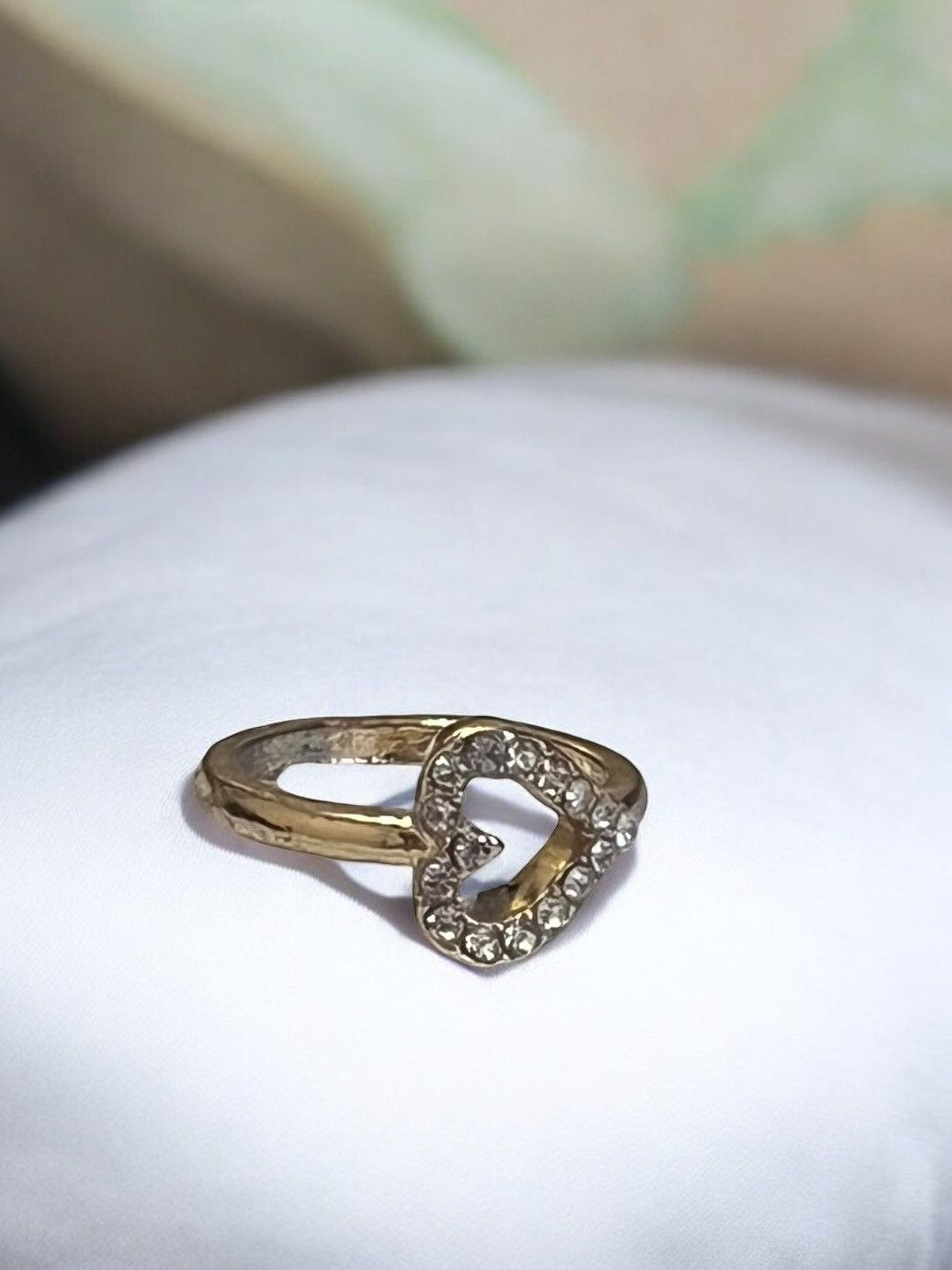 Vintage Radiant Heart-Shaped Gold Tone Ring Size ONE SIZE - 1 Thumbnail