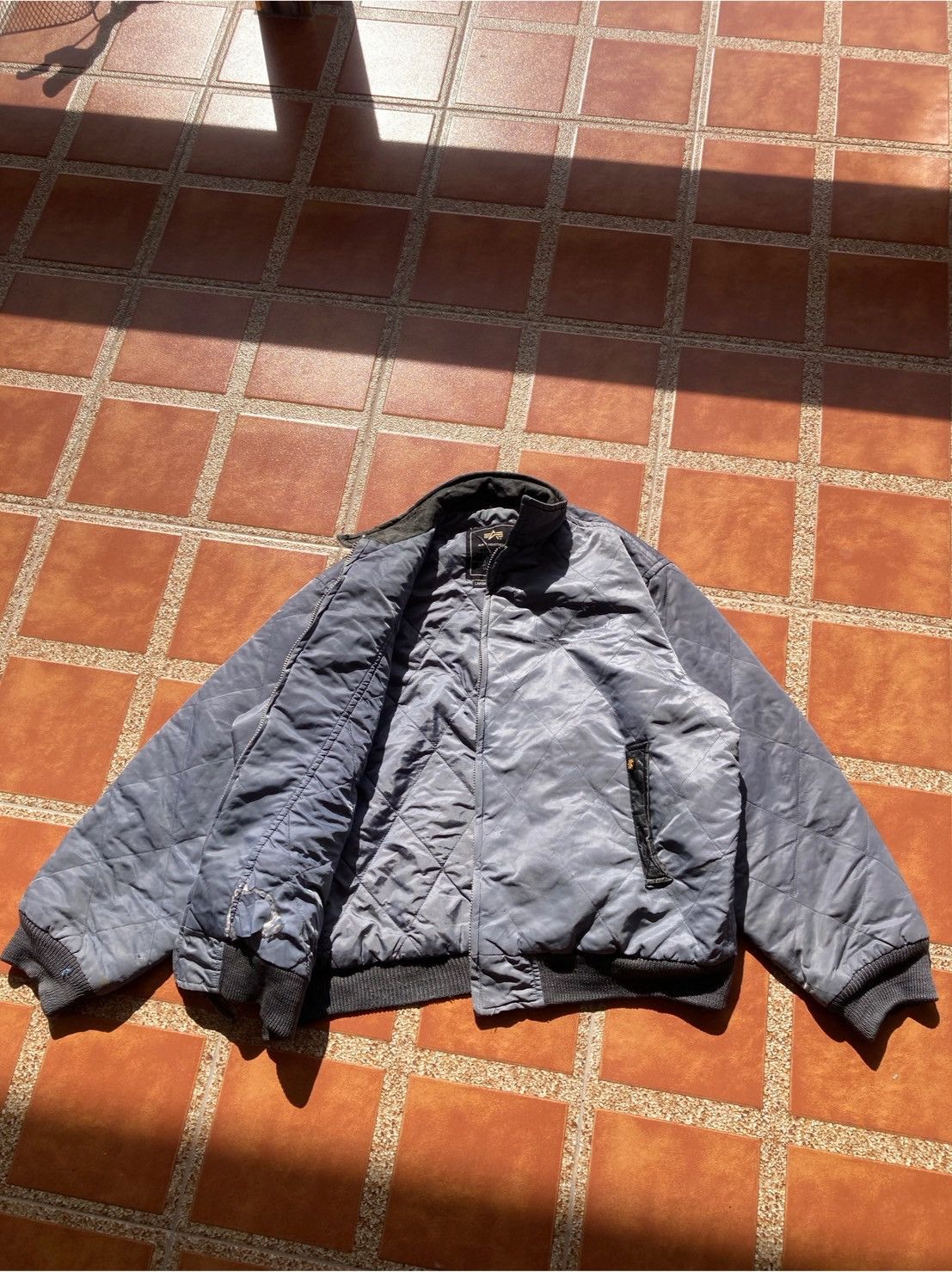 Alpha Industries Vintage80s Alpha Industries Bomber Jacket Size US S / EU 44-46 / 1 - 3 Thumbnail