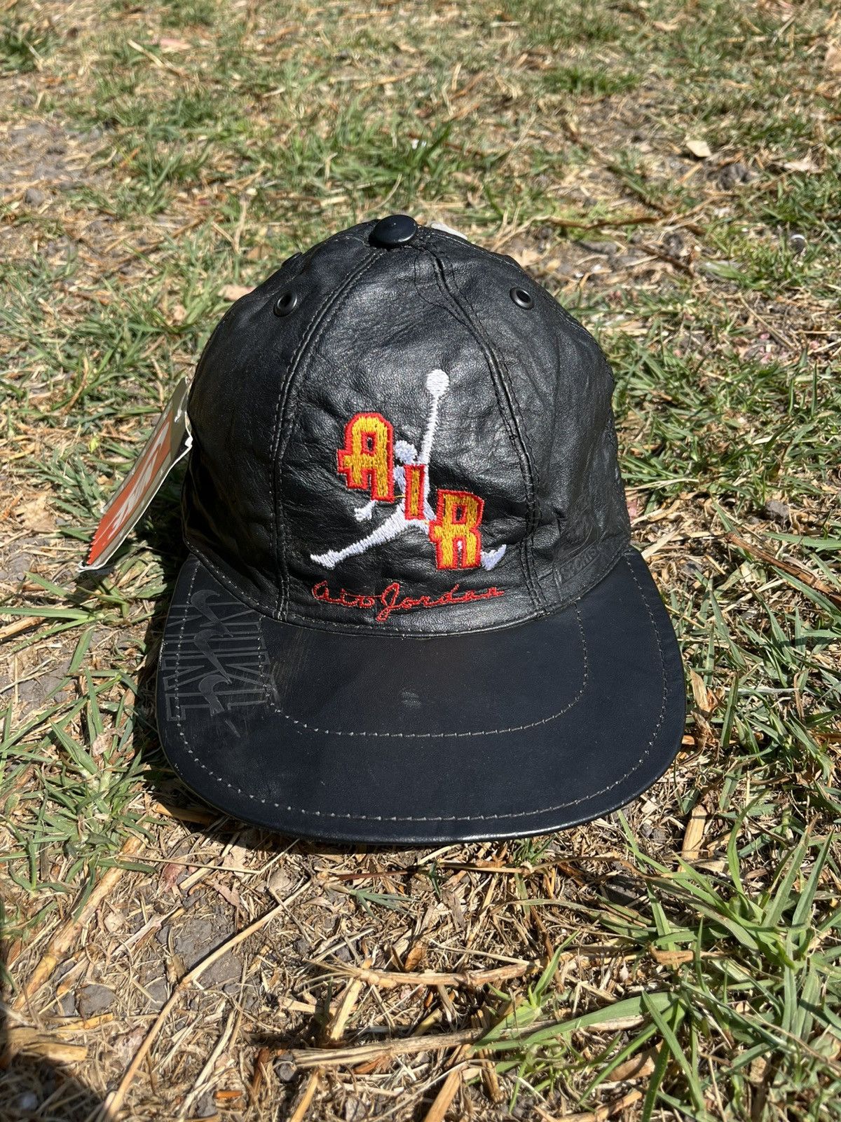 Jordan Brand Vintage Leather Hat Nike Air Jordan Size ONE SIZE - 1 Thumbnail