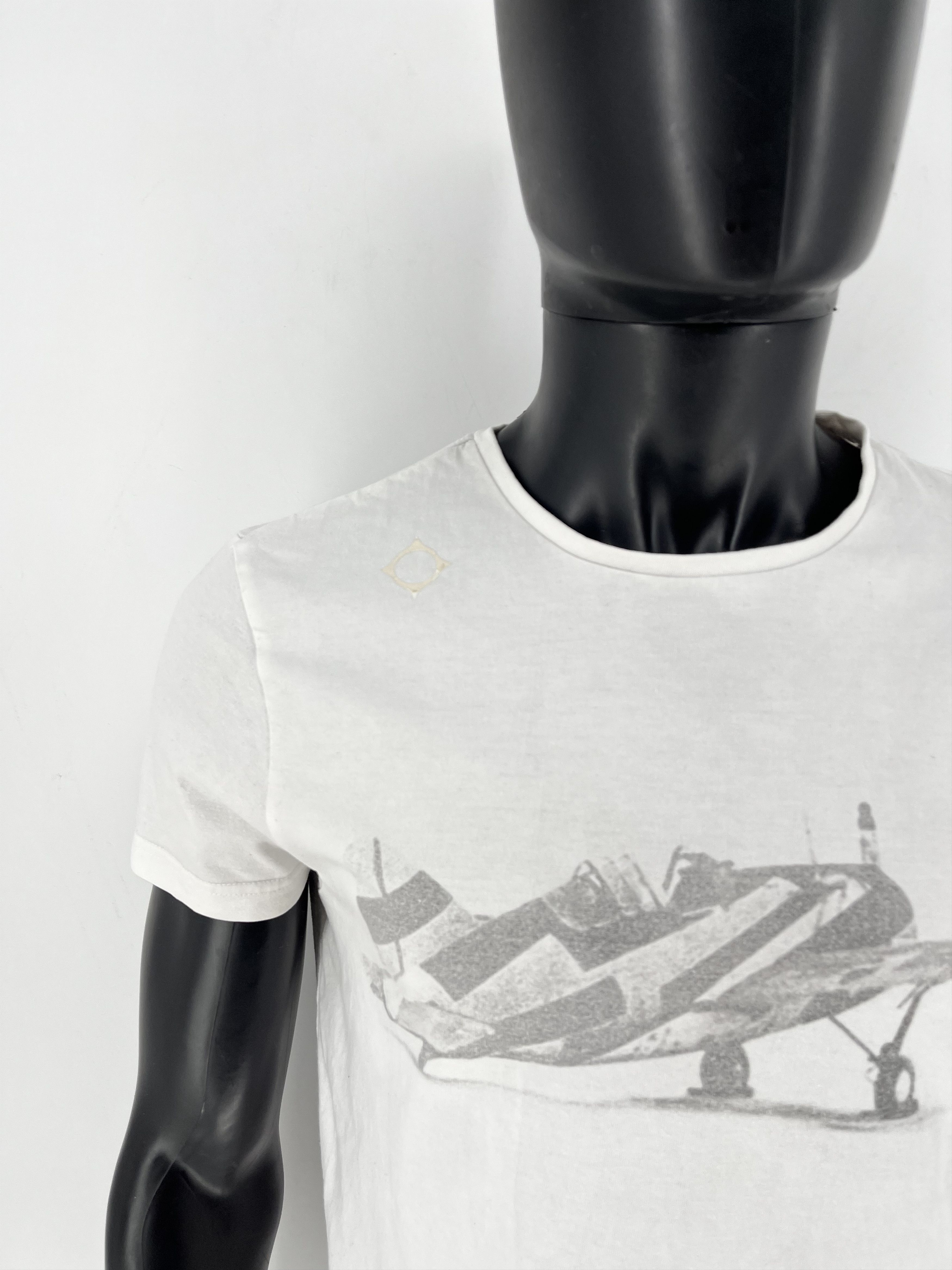 MA.STRUM Ma.Strum vintage white T-shirt central logo plane Size US S / EU 44-46 / 1 - 7 Thumbnail