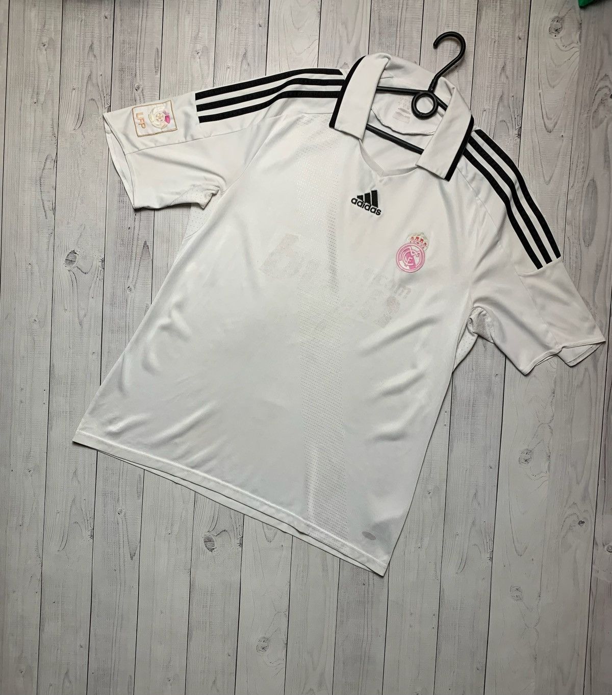 Adidas × Vintage Vintage adidas Real Madrid soccer jersey size L Size US L / EU 52-54 / 3 - 1 Thumbnail