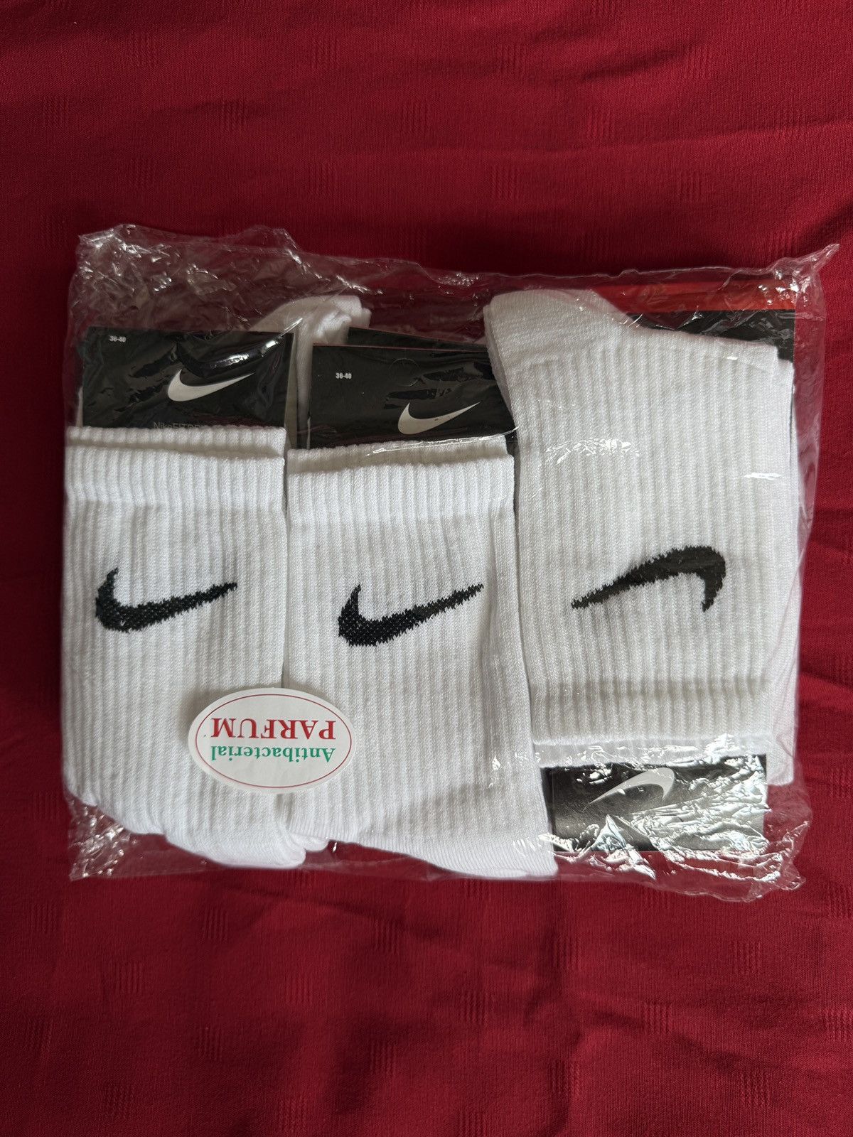 Nike 🩷NIKE Socks🩷 + little surprise Size ONE SIZE - 1 Thumbnail