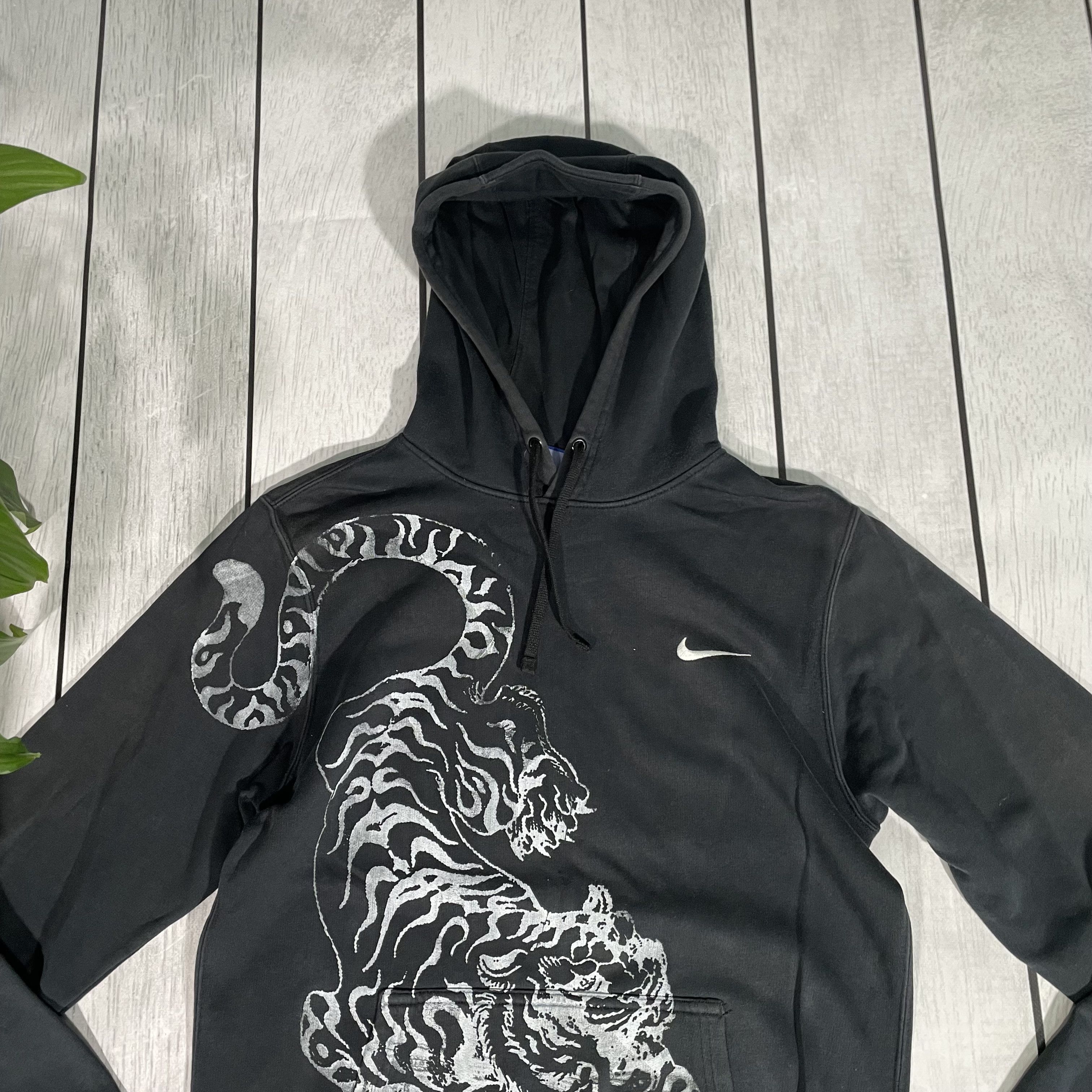 Nike Custom Nike Hoodie Tiger streetwear art grunge opium y2k Size US S / EU 44-46 / 1 - 1 Thumbnail