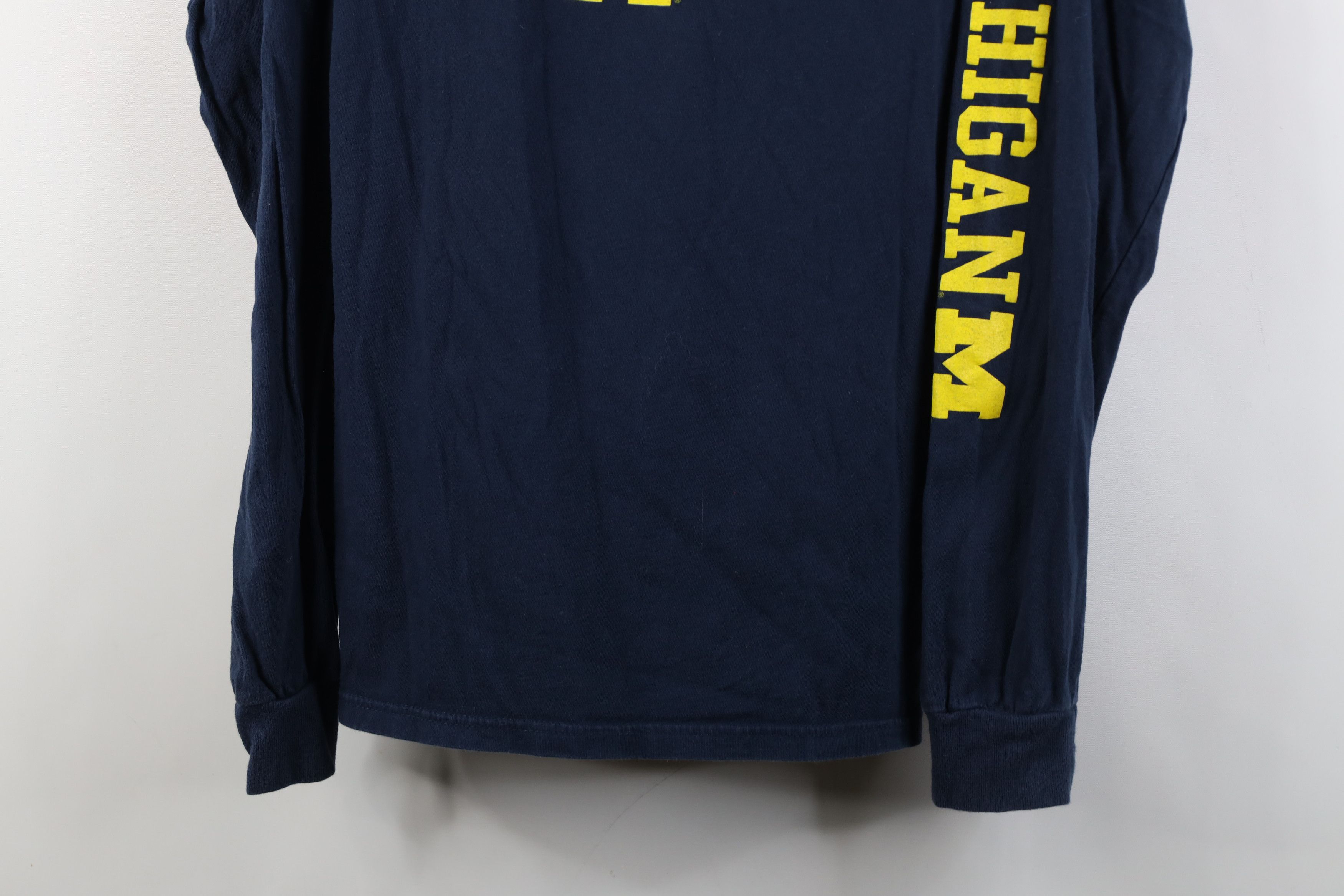 Vintage Vintage 90s University of Michigan Long Sleeve T-Shirt Blue Size US S / EU 44-46 / 1 - 3 Thumbnail