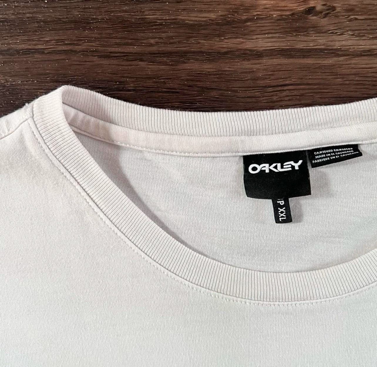 Oakley Late 2000s Oakley Box Logo Basic Graphic Tshirt Size US L / EU 52-54 / 3 - 4 Thumbnail