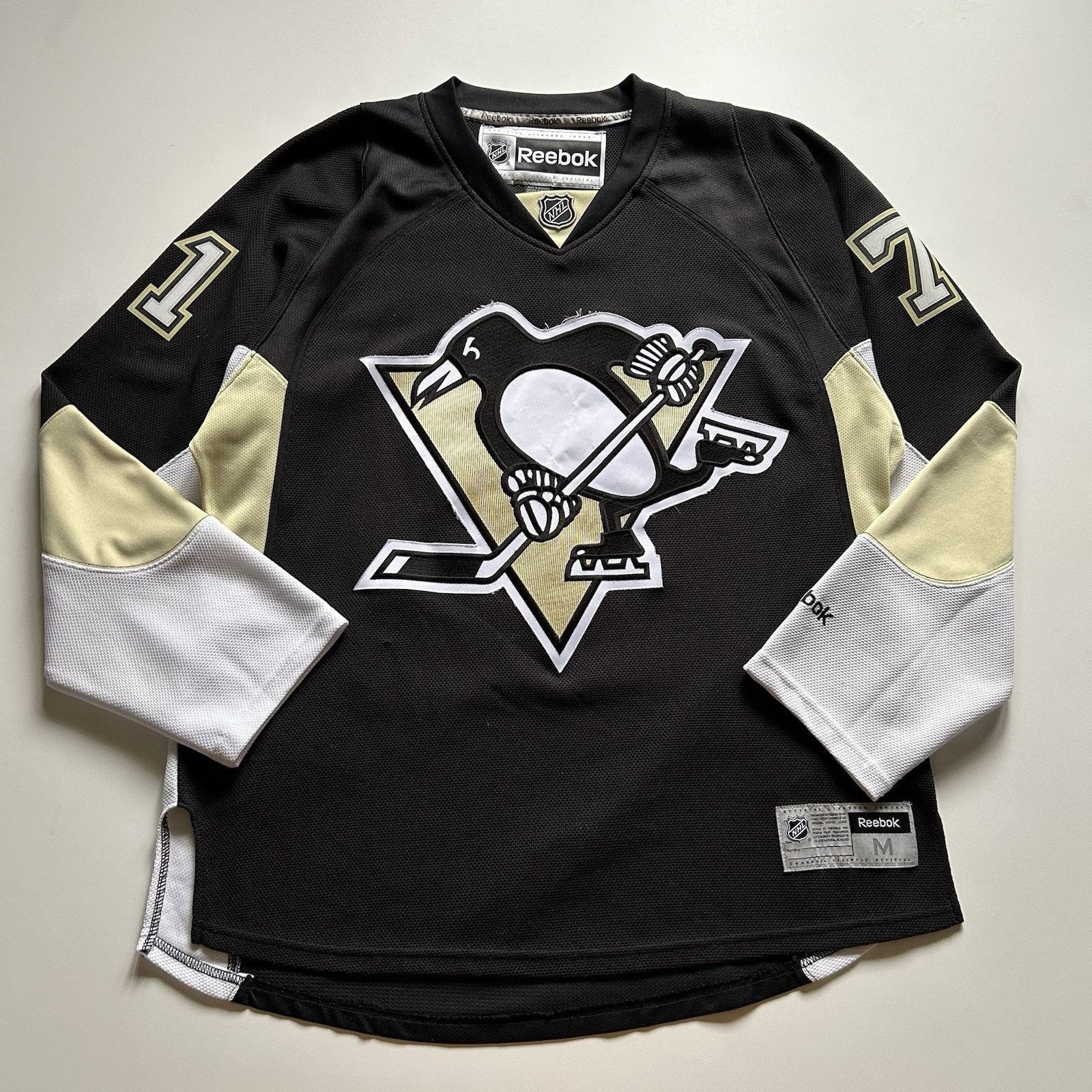 Reebok Pittsburgh Penguins Malkin NHL Hockey Jersey Medium