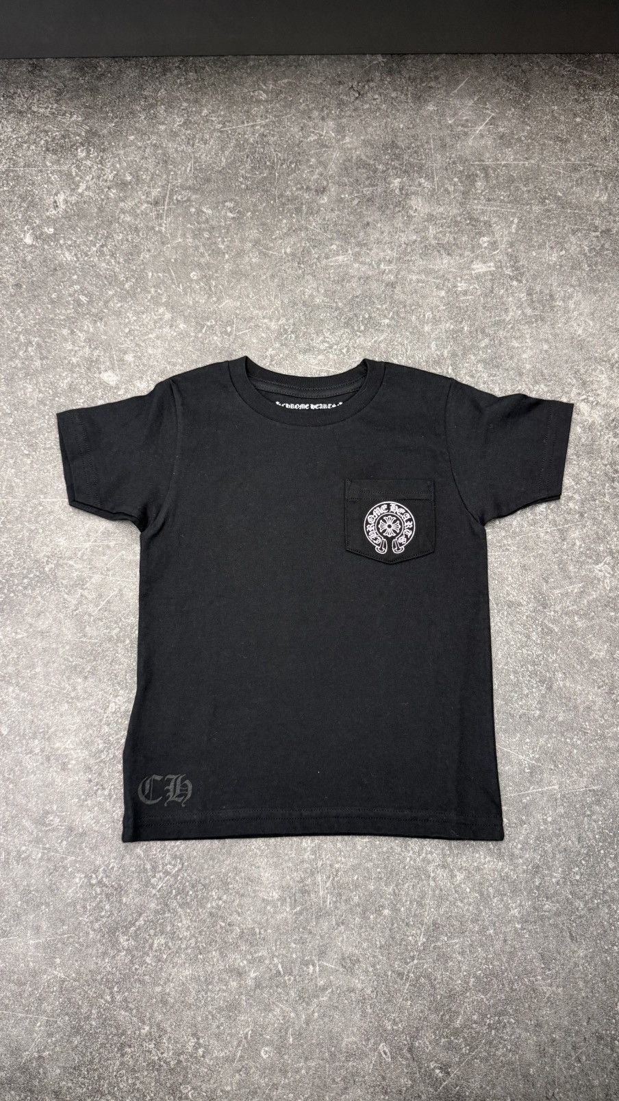 Chrome Hearts Chrome Hearts KIDS Horseshoe Pocket Tee Black / Pink Size US XXS / EU 40 - 2 Thumbnail