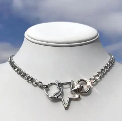 Handmade × Jewelry × Vintage Hollow Star Pendant Necklaces Size ONE SIZE - 4 Thumbnail