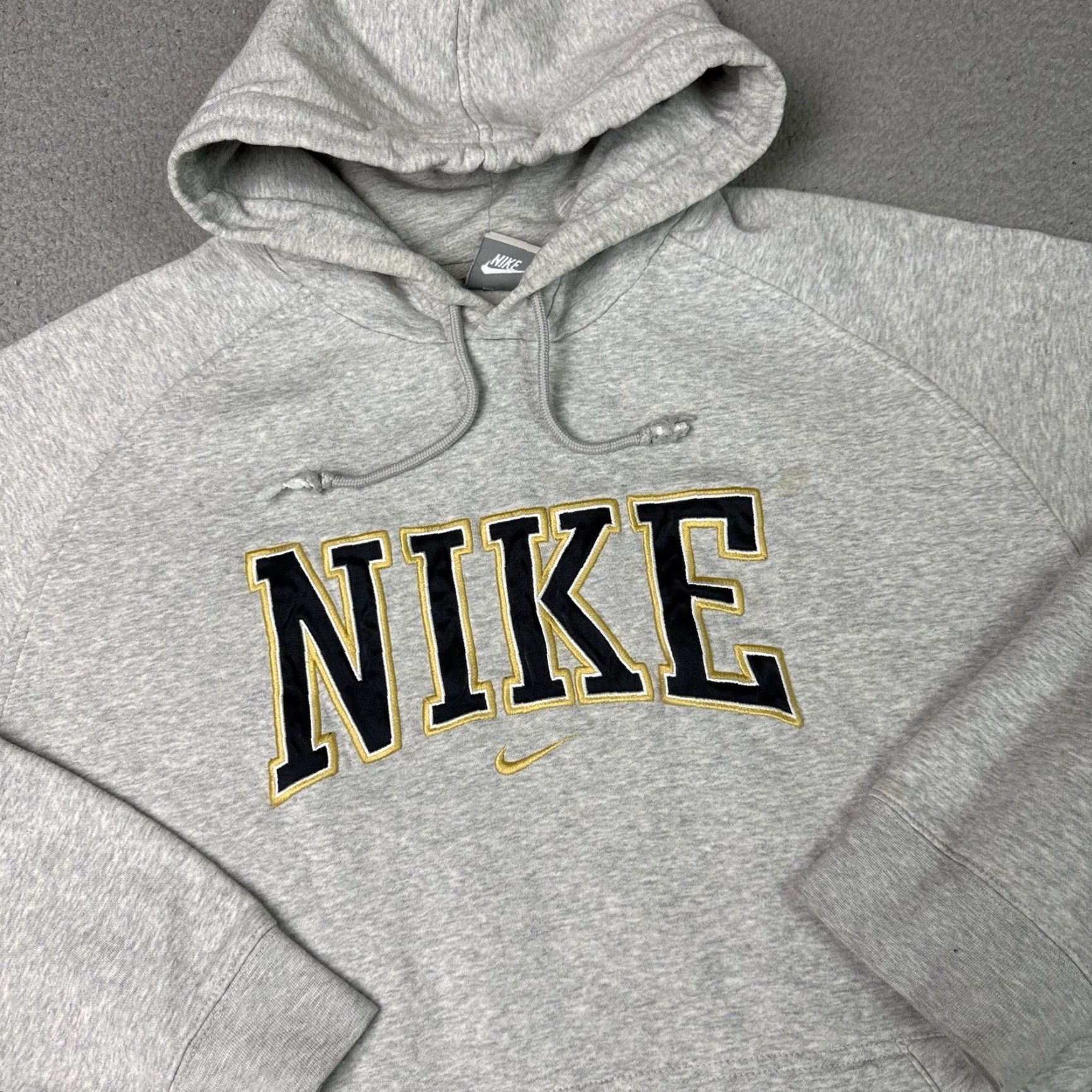 Nike VINTAGE Nike Center Swoosh Sweatshirt Hoodie Mens XL Gray Embroidered Pockets Pullover Logo 90s Sports Knit/Graphic Print Size US XL / EU 56 / 4 - 2 Thumbnail