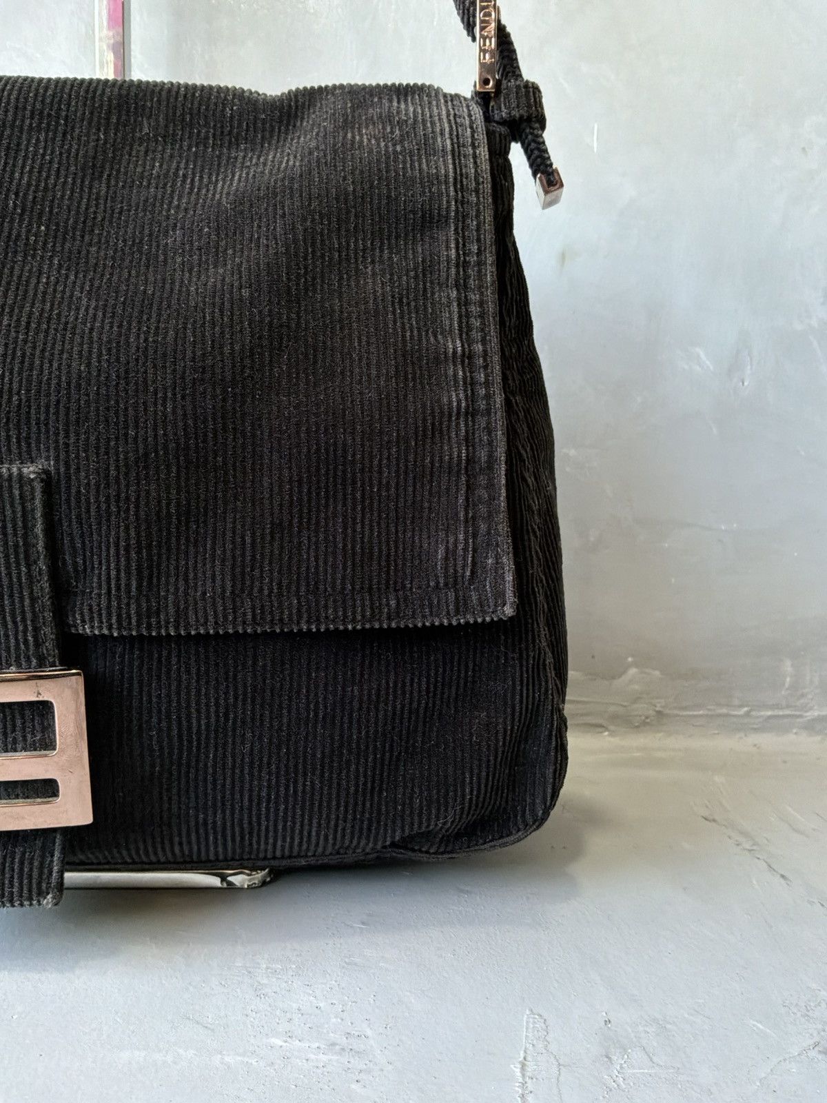Fendi 2000s Fendi - Curdoroy on Copper Hardware Mamma Baguette Bag Size ONE SIZE - 5 Thumbnail