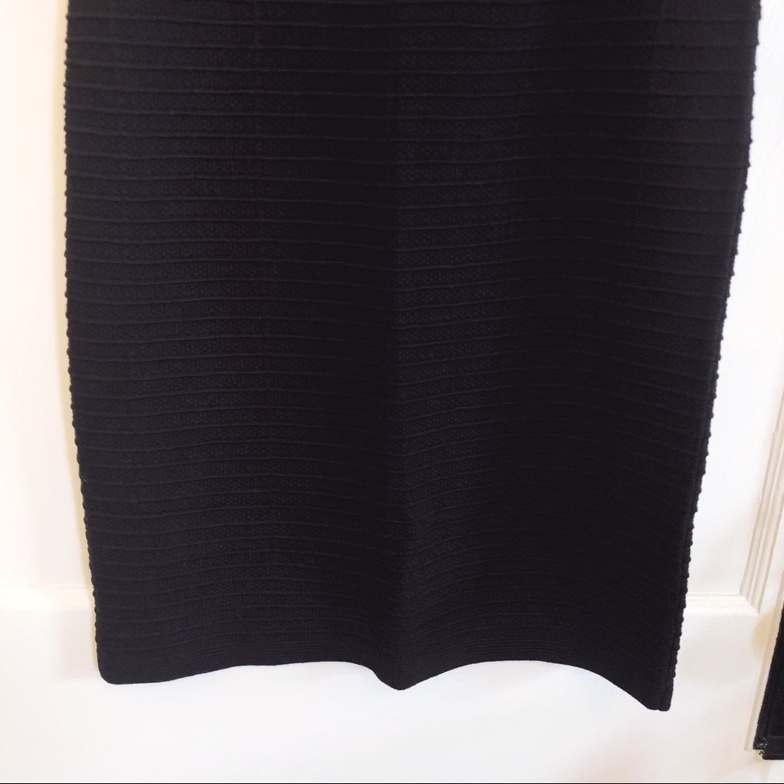 Loft LOFT Black Ribbed Stretch Pencil Skirt Size 29" - 6 Thumbnail