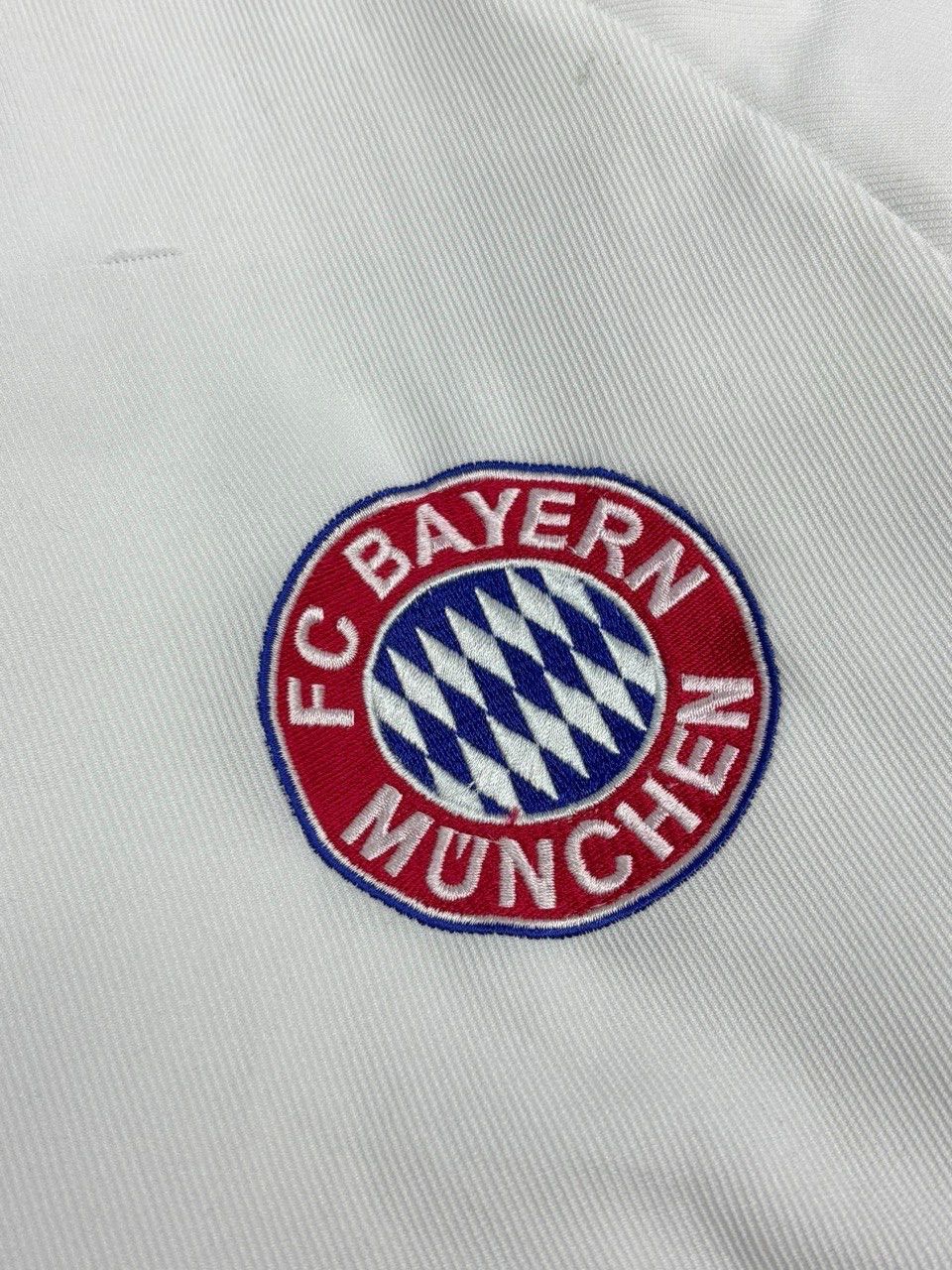 Adidas Vintage Adidas Bayern Munchen 2002-2004 Away Football Shirt Size US M / EU 48-50 / 2 - 5 Thumbnail