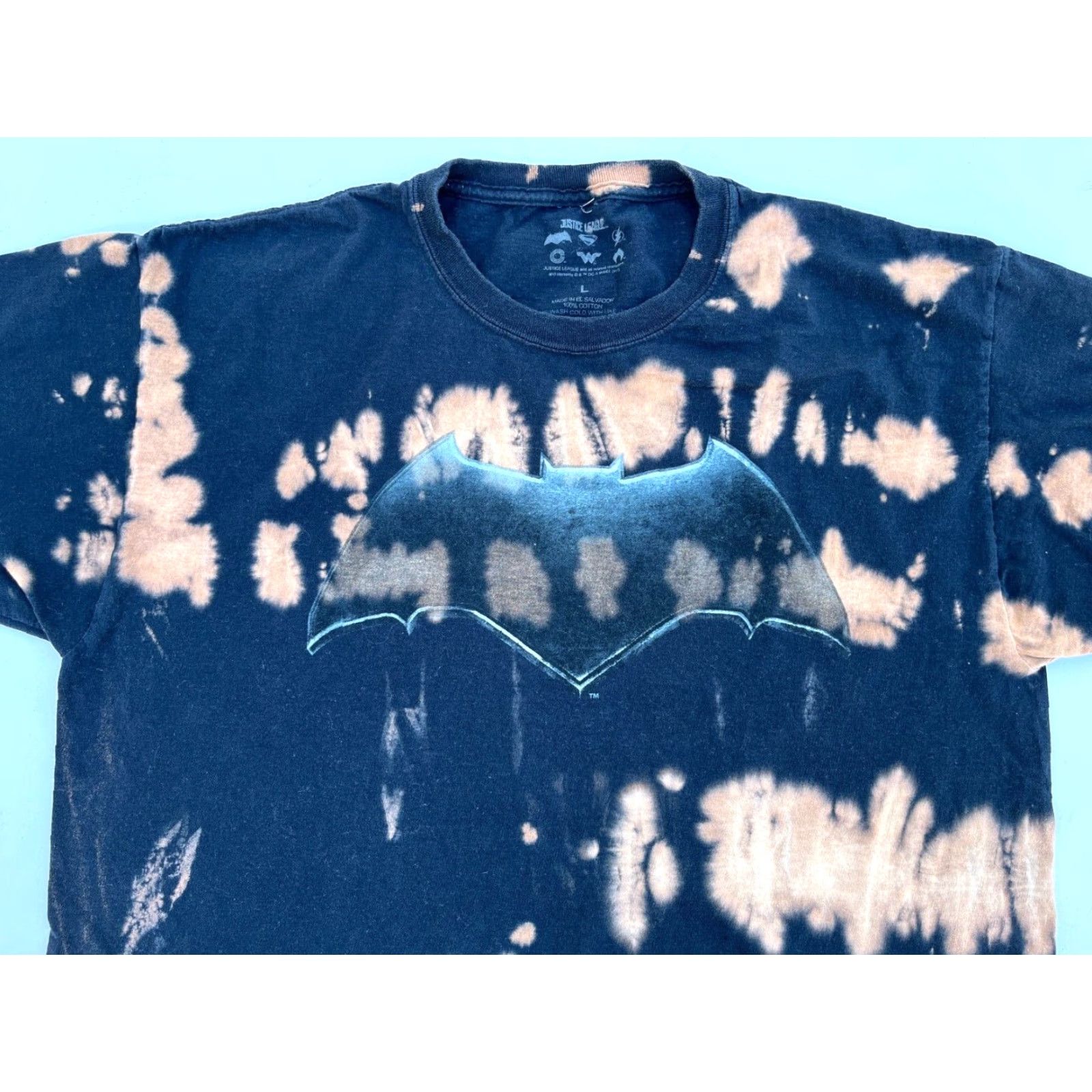 Vintage VINTAGE Men's Justice League Batman Tie Dye T-shirt Sz L Size US L / EU 52-54 / 3 - 3 Thumbnail