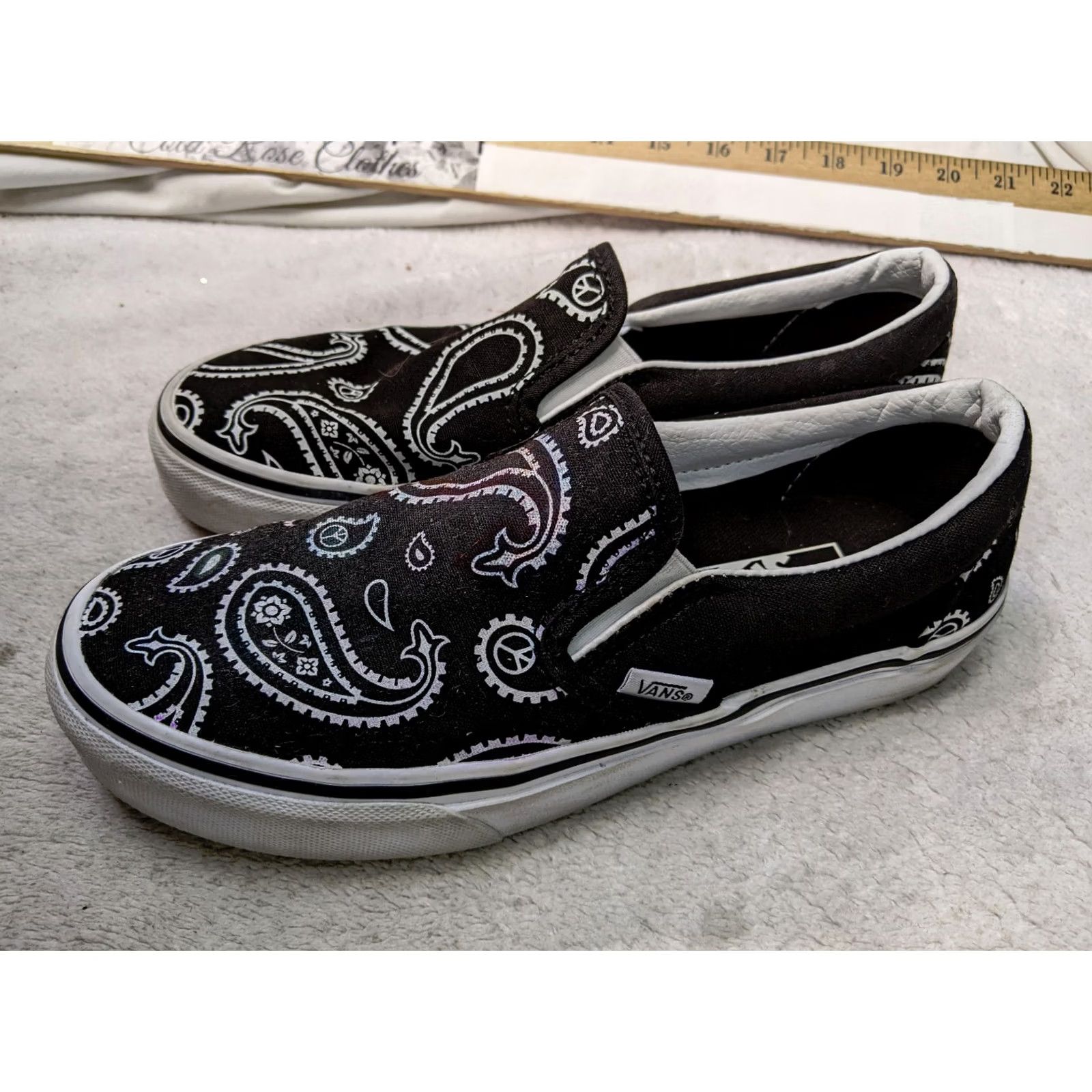 Vans Vans Slip-On Sneakers Womens 6 Black White Paisley Canvas Low Top Coloring Size M / US 6-8 / IT 42-44 - 2 Thumbnail