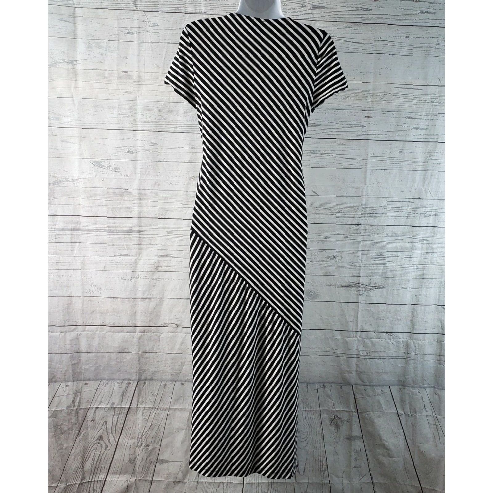 Vintage Chico's Womens Maxi Dress Sz Small Black White Stripe Short Sleeve Rayon Blend Dress, Maxi Size 28" / US 6 / IT 42 - 3 Thumbnail