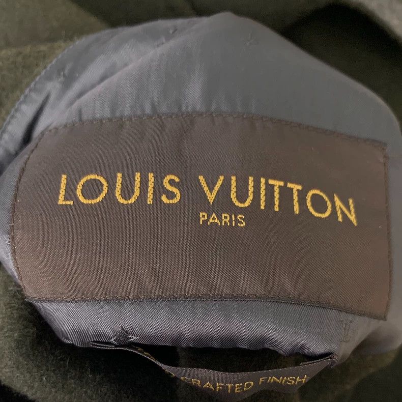 Louis Vuitton Louis Vuitton Dark grey striped wool reversible lapel sing Size US S / EU 44-46 / 1 - 5 Thumbnail