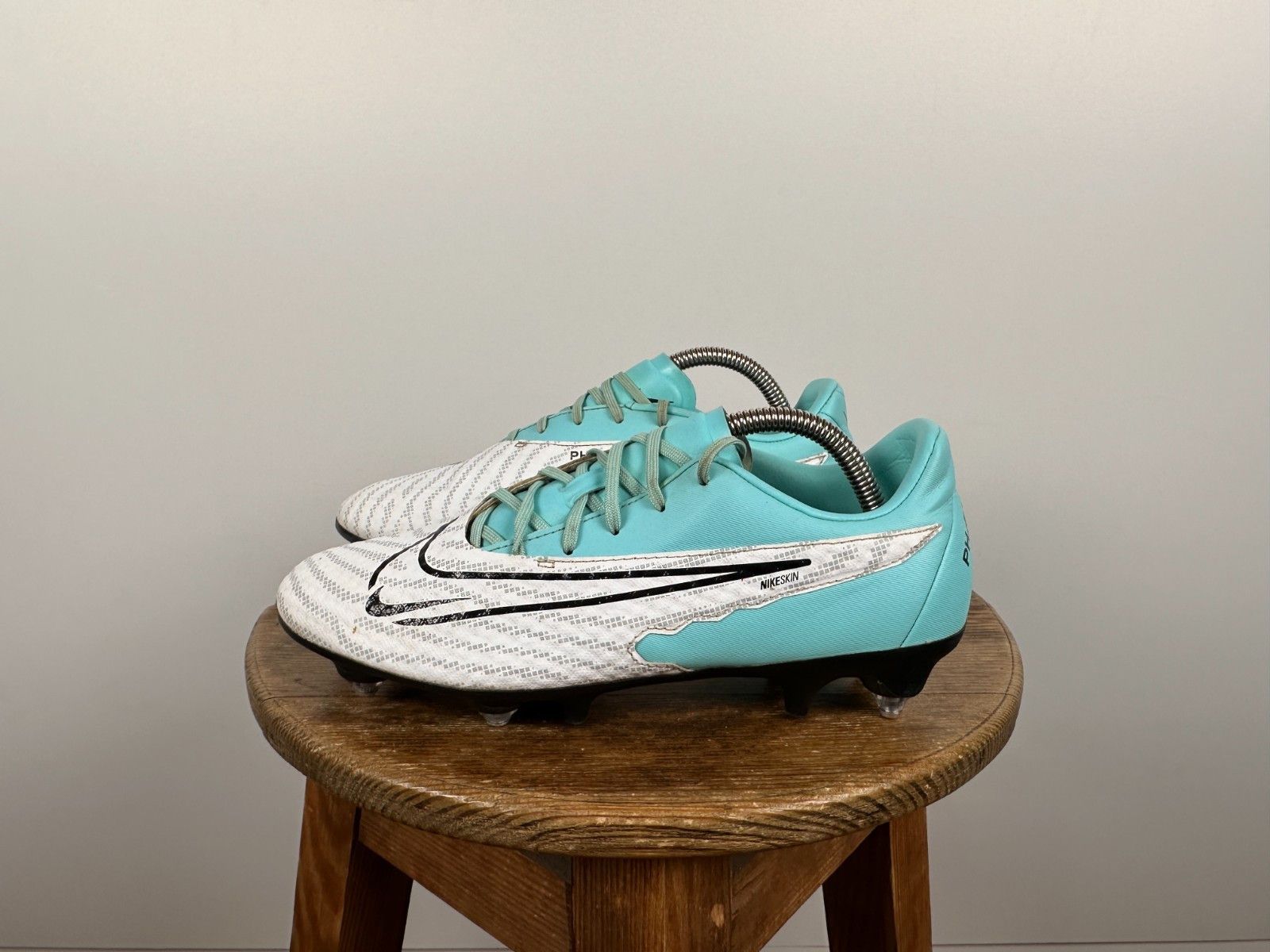 Nike Nike Phantom GX SG-Pro Anti Clog Football Soccer Boots US7 Size US 7 / EU 40 - 1 Thumbnail