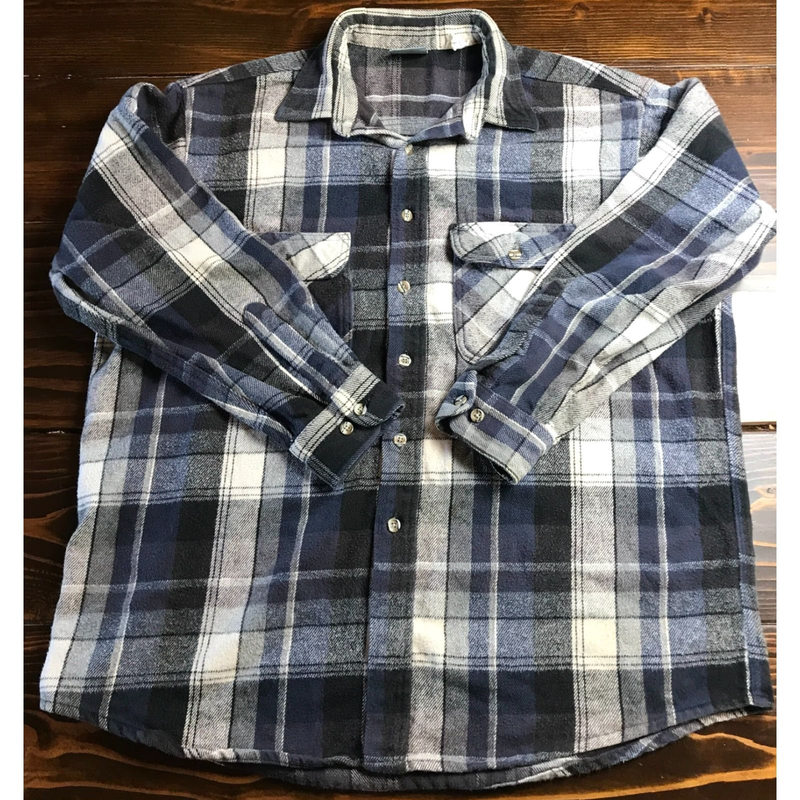 Vintage Ozark Wilderness Outfitters Shirt Men's XL Blue Black White Plaid Flannel Button-Up Size US XL / EU 56 / 4 - 2 Thumbnail