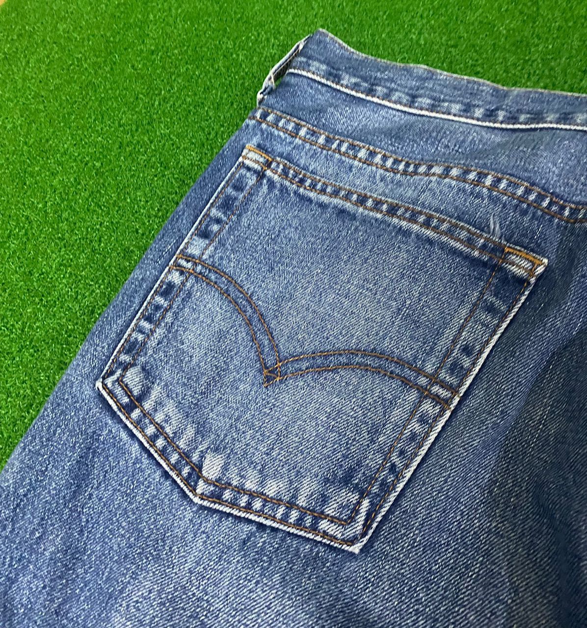 Levi's VINTAGE LEVIS 517 FLARE DENIM JEANS Size US 32 / EU 48 - 16 Thumbnail