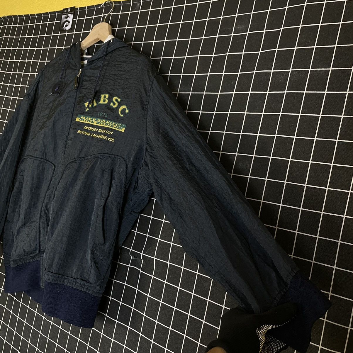 Issey Miyake VINTAGE MIKE BIRNIES WINBREAKER JACKET Size US XL / EU 56 / 4 - 6 Thumbnail