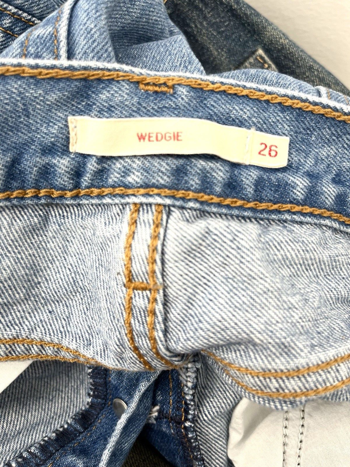 Levi's Levi's Wedgie Icon Fit Jeans Straight Leg High Rise Size 26 Size 26" / US 2 / IT 38 - 3 Thumbnail