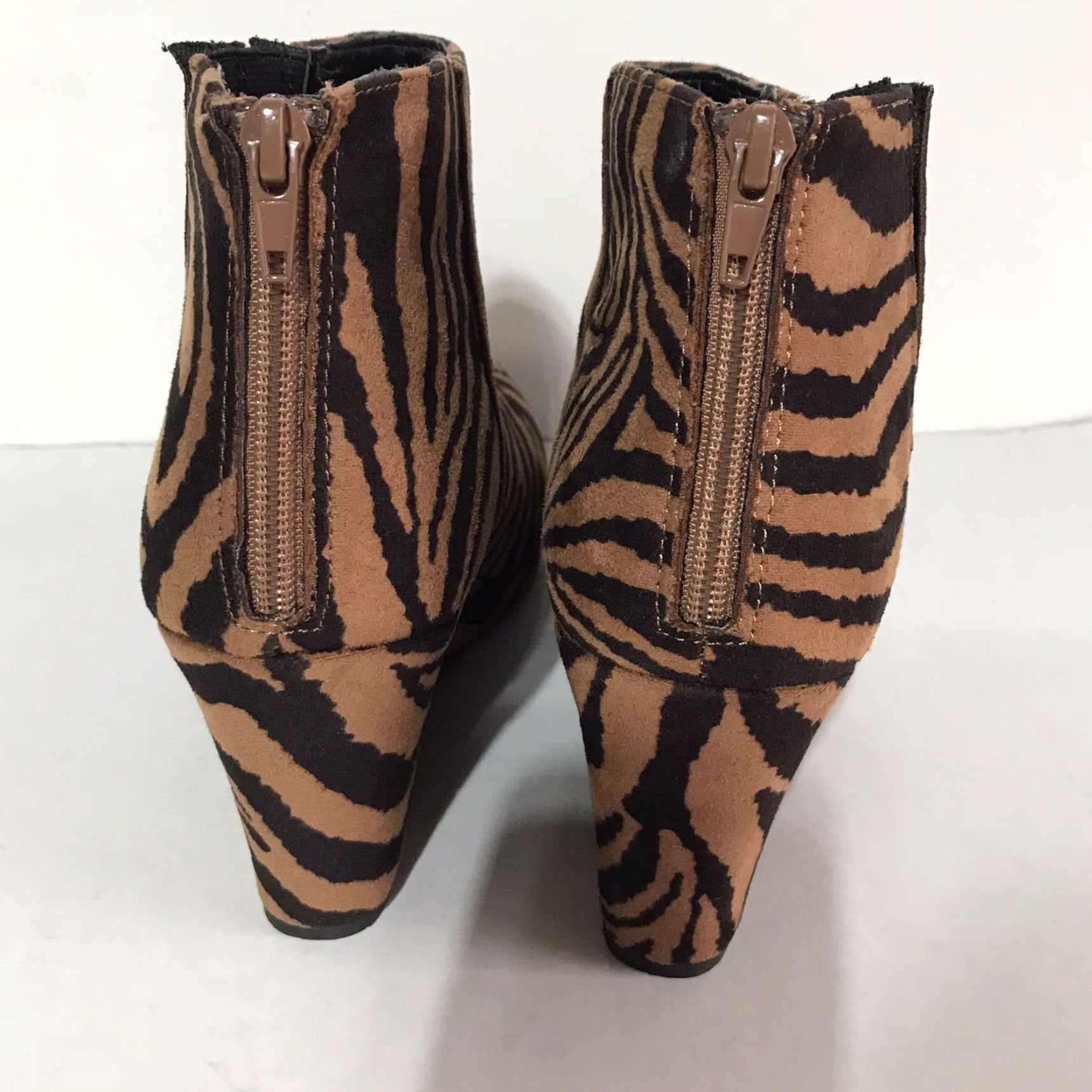Sugar Sugar Juliette Zebra Print Wedge Ankle Bootie Womens Size 8.5 Chestnut/Dark Brown 3.5in Heel Size US 8.5 / IT 38.5 - 4 Thumbnail