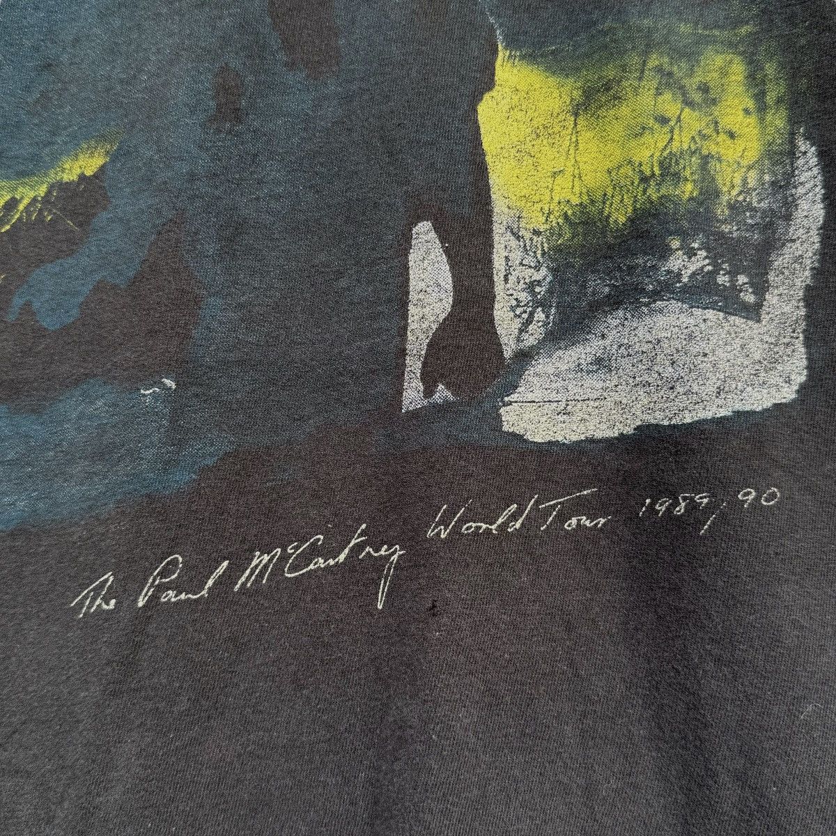 Band Tees Paul McCartney World Tour 89/90’s T-shirt Vintage Size US XL / EU 56 / 4 - 4 Thumbnail