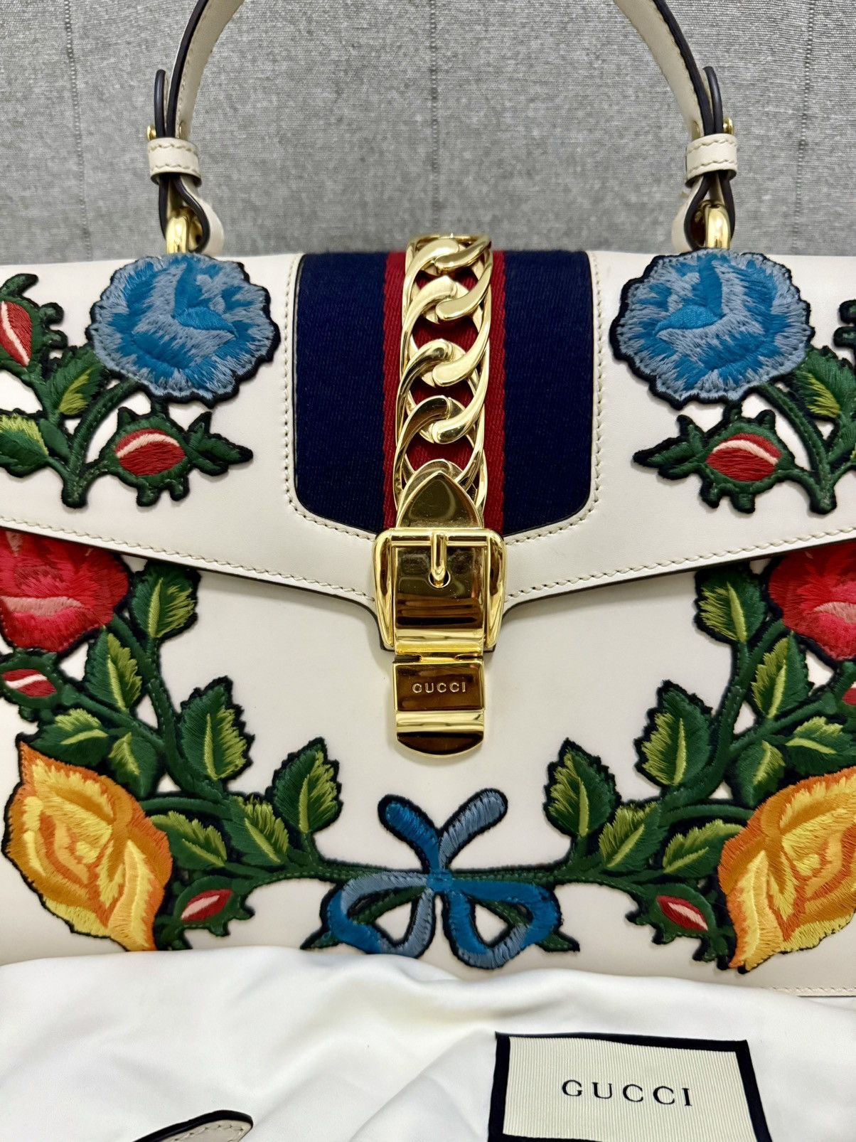 Gucci Gucci Sylvie Floral Embroidered Medium Top-Handle Bag Size ONE SIZE - 4 Thumbnail