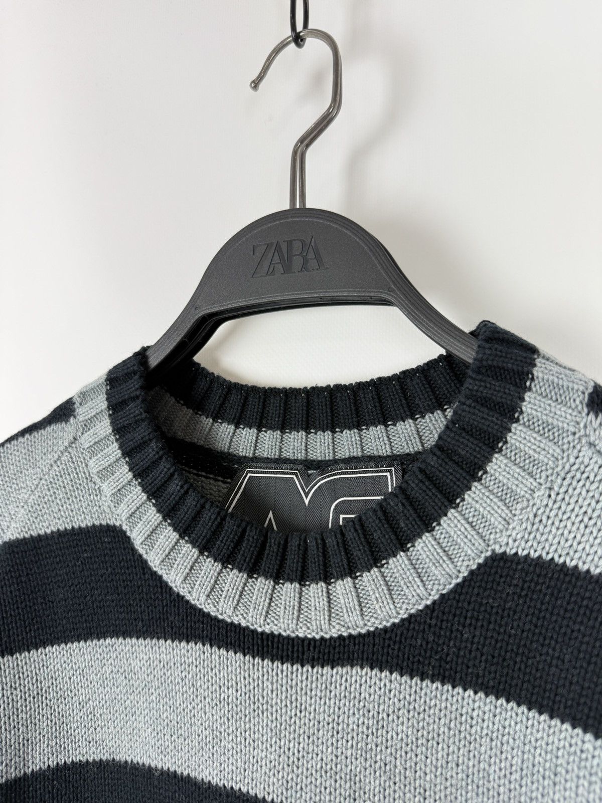 Analog 2000s Vintage Analog Snowboards Crewneck Stripe Knit Sweater Size US L / EU 52-54 / 3 - 3 Thumbnail